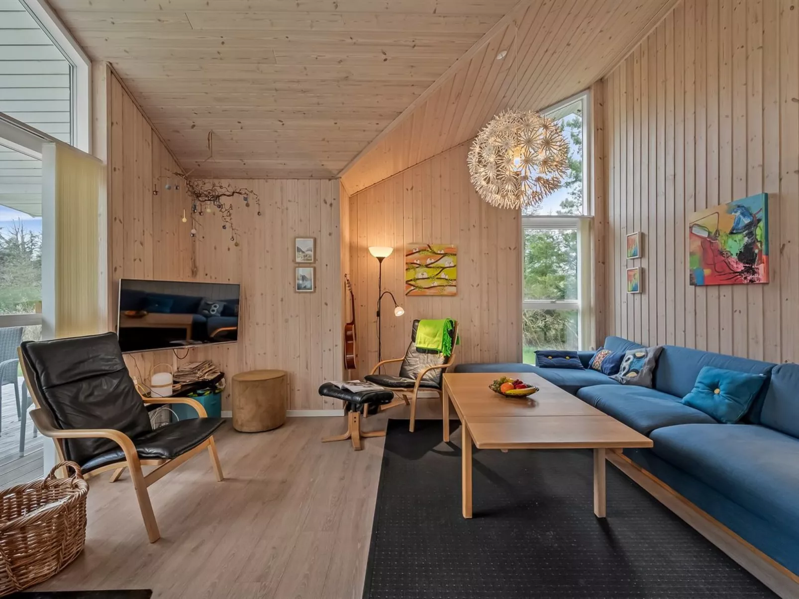 "Teija" - 600m to the fjord-Inside