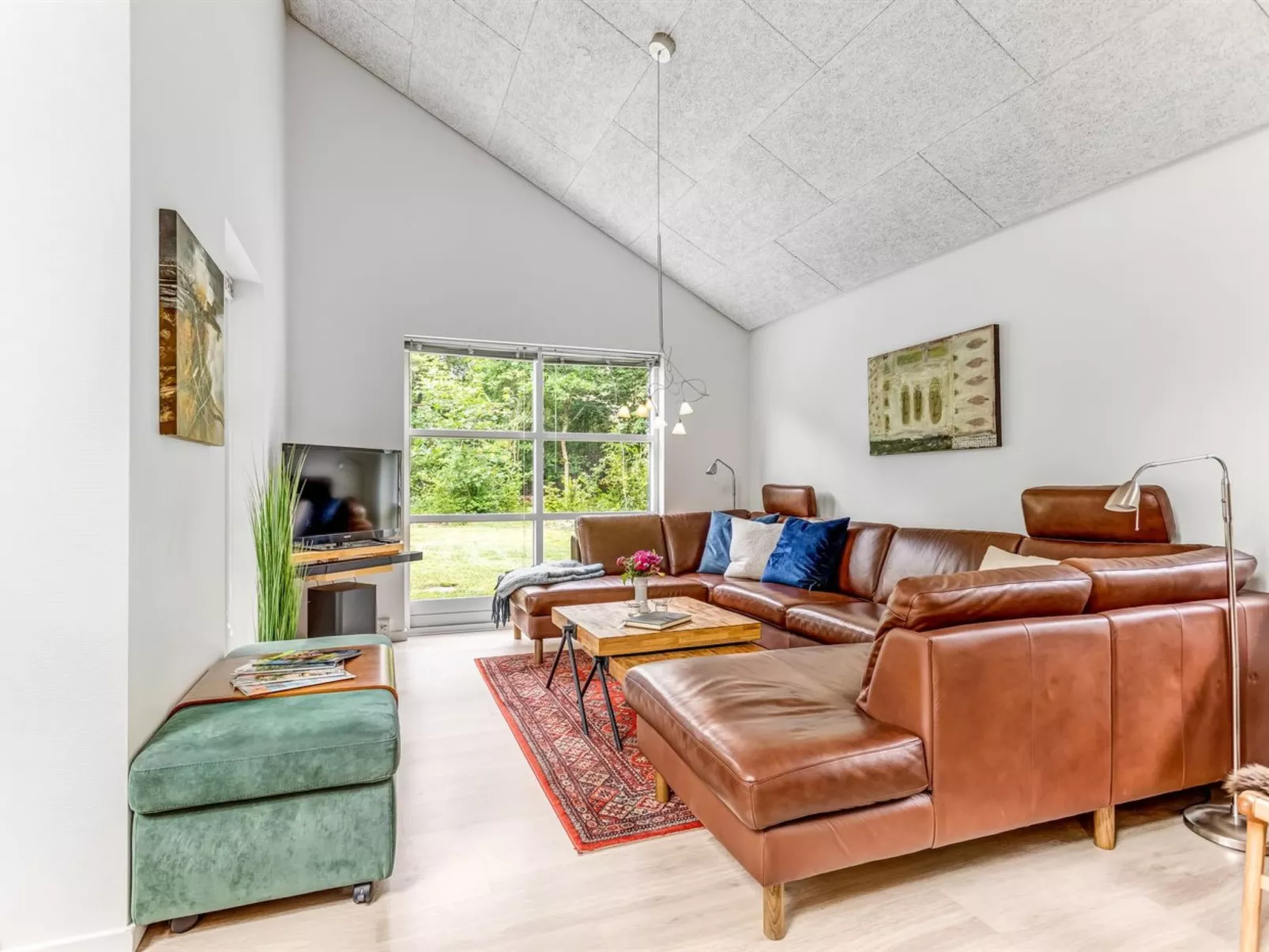 "Varpu" - 1.5km from the sea-Dedans