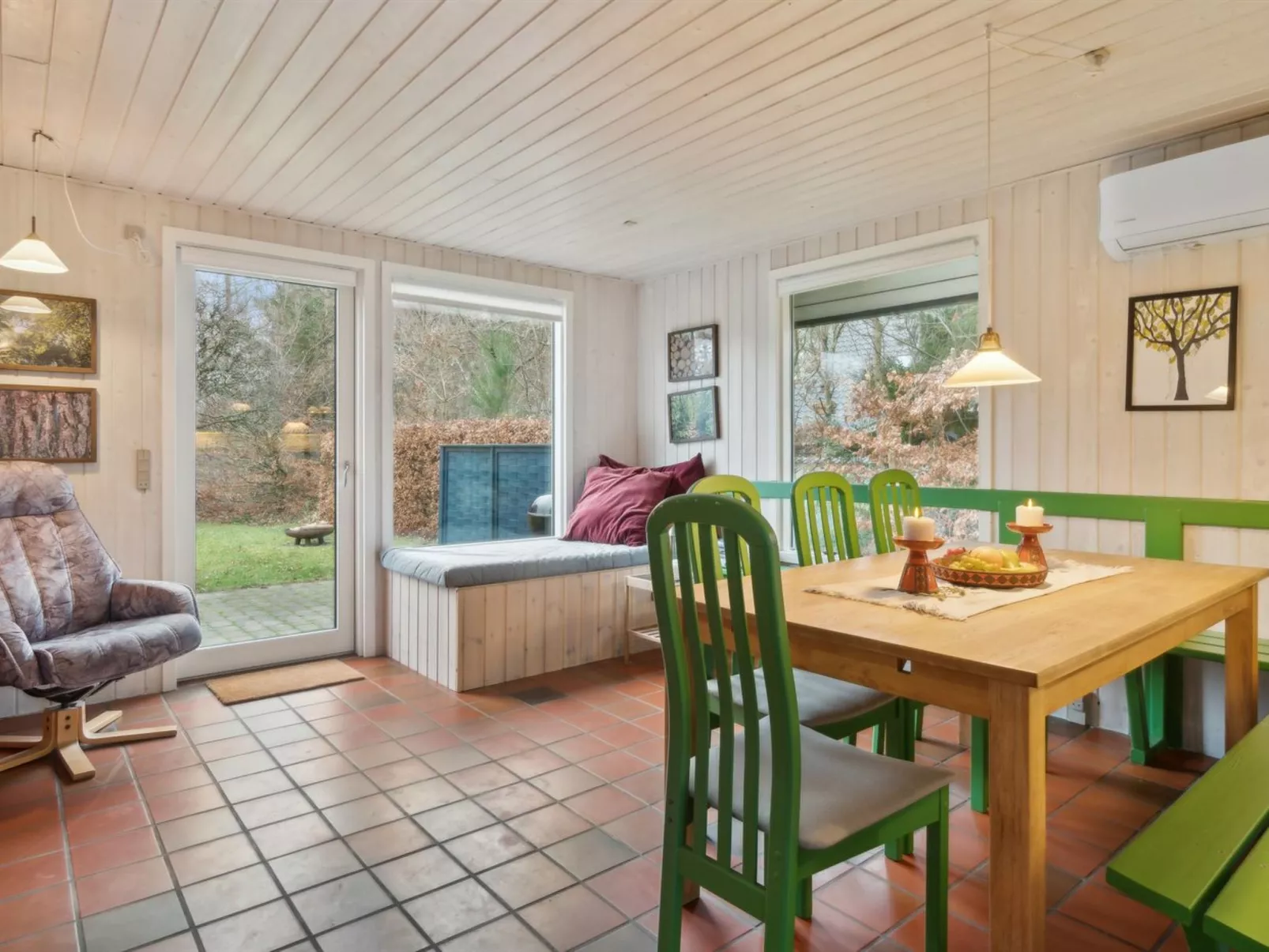 "Naina" - 200m from the sea-Dedans