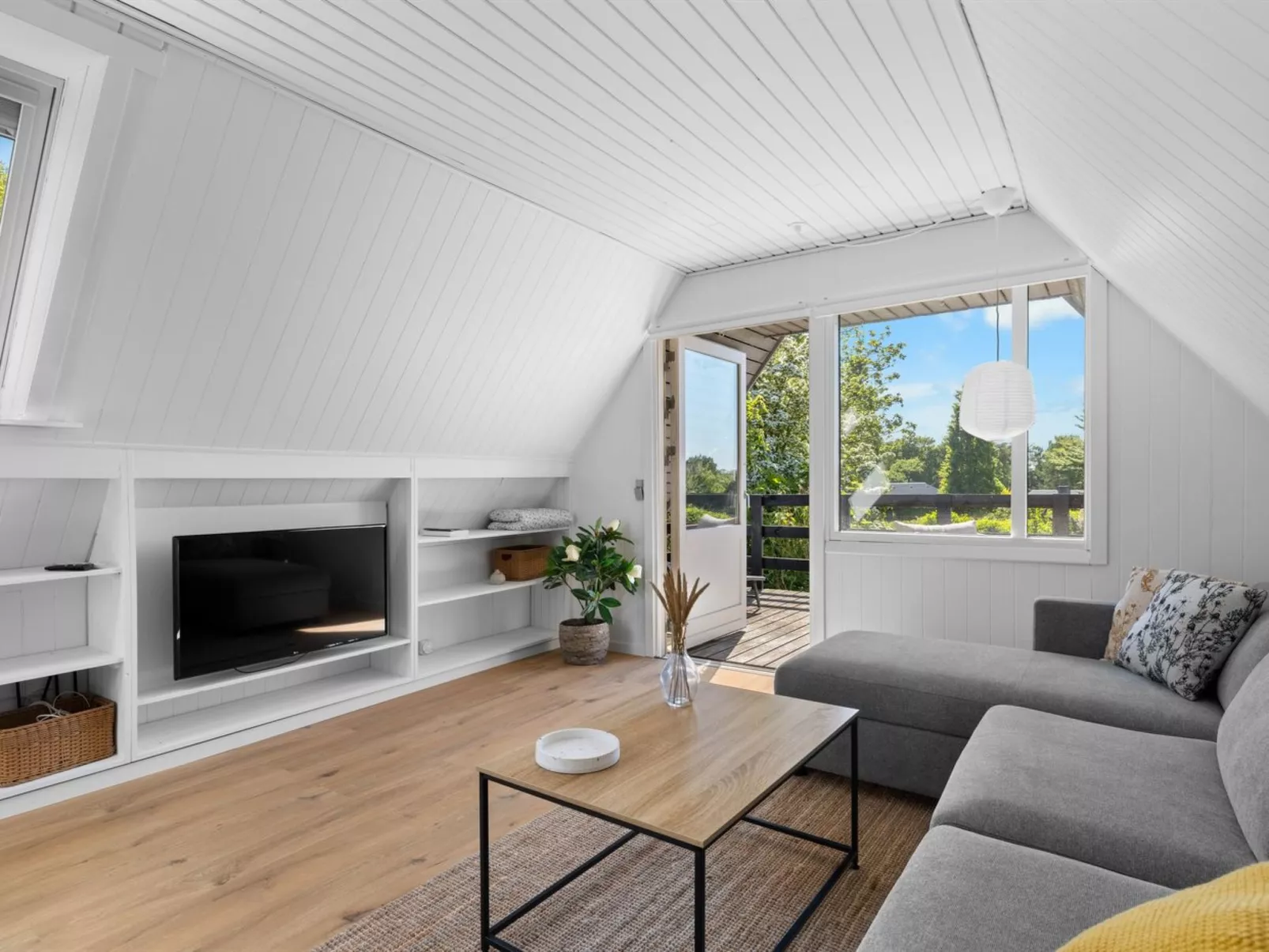 "Sunna" - 1km from the sea-Dedans