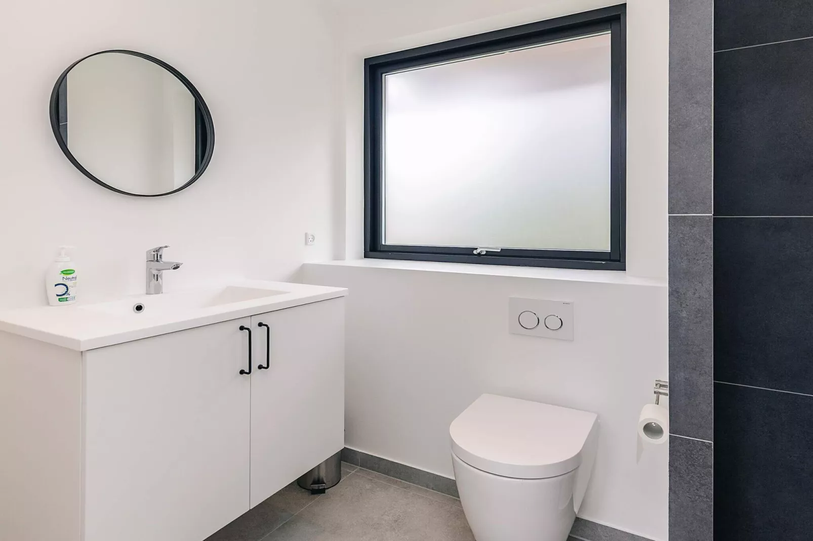 3 room,1 bath,Premium-Intérieur