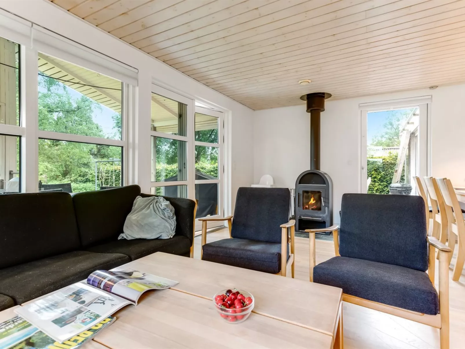 "Alica" -  from the sea-Dedans