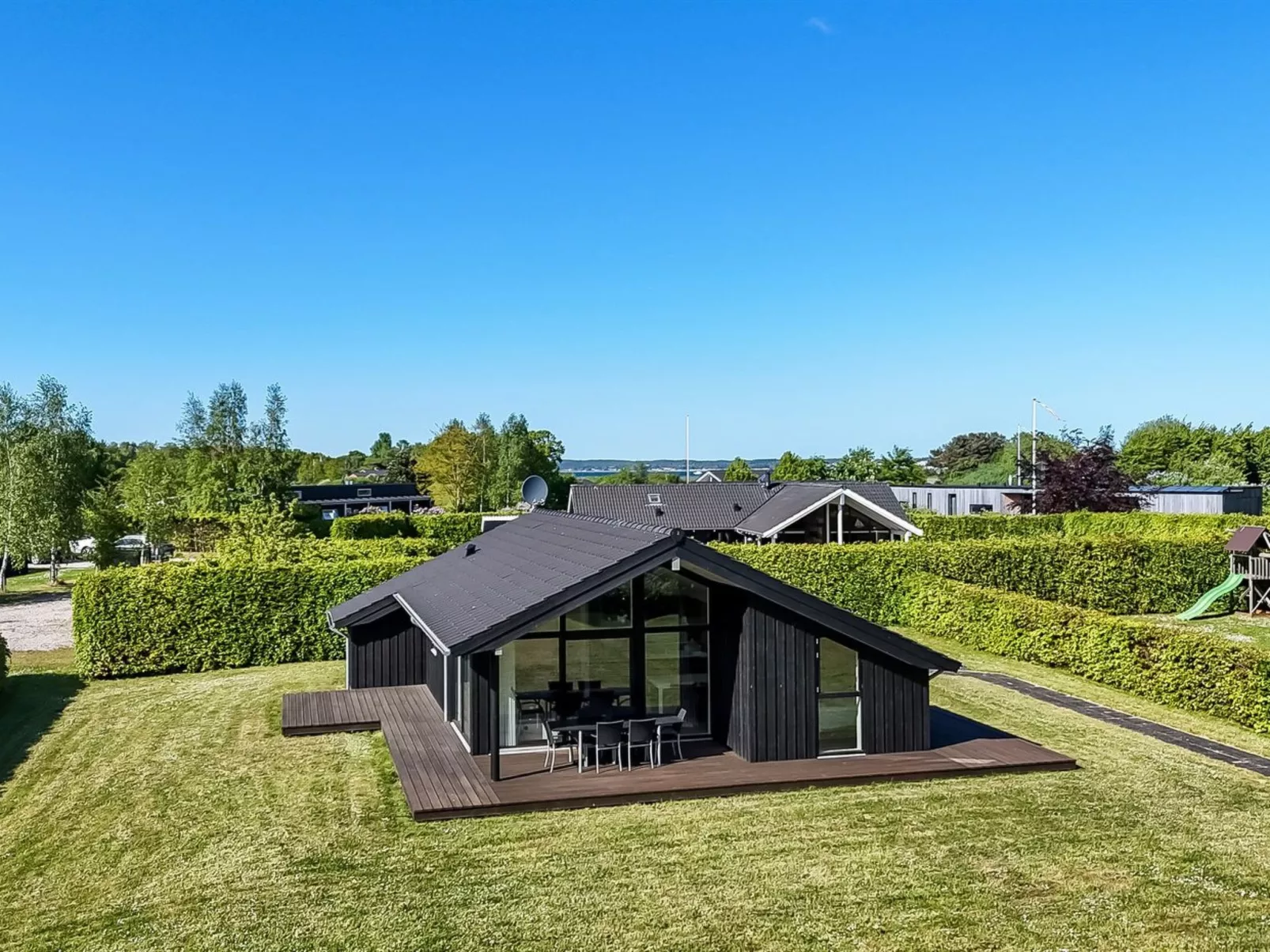 "Kody" - 400m from the sea-Draußen