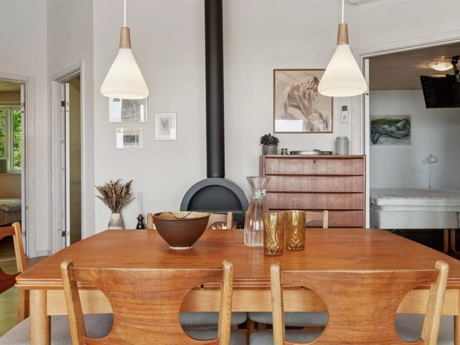 "Mariam" - 100m from the sea-Inside