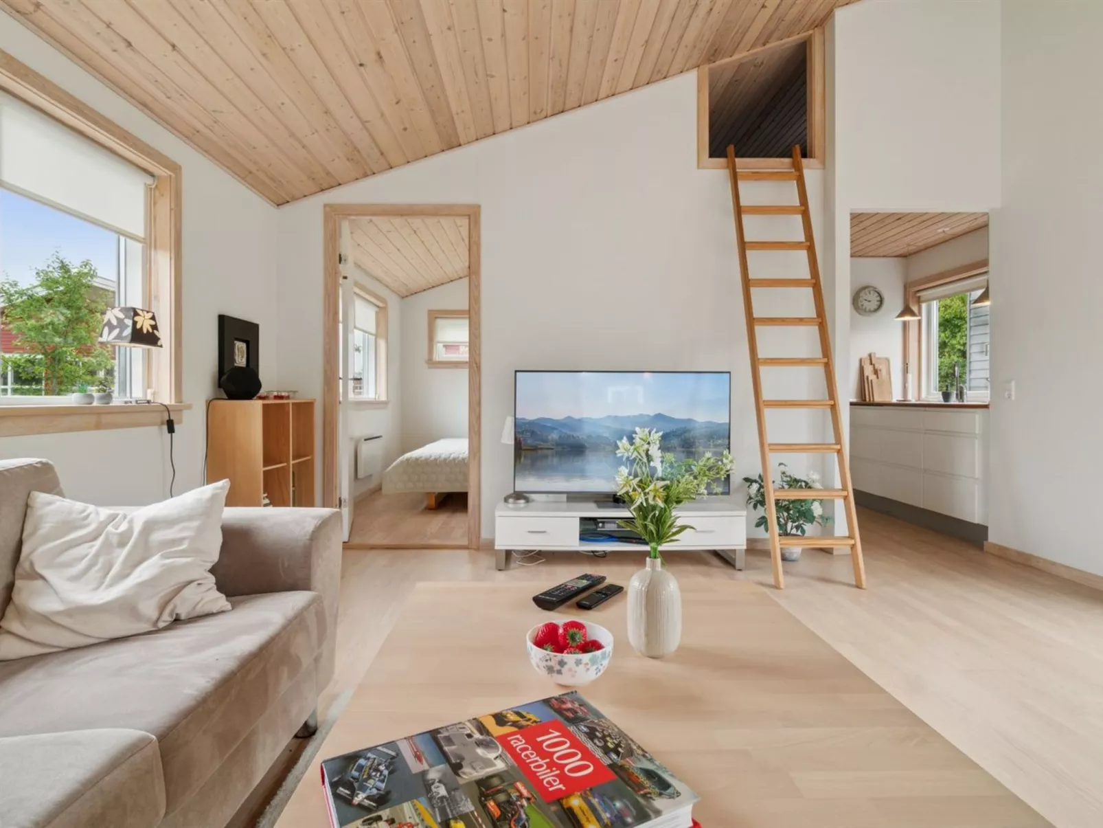 "Ilta" - 2.8km from the sea-Dedans