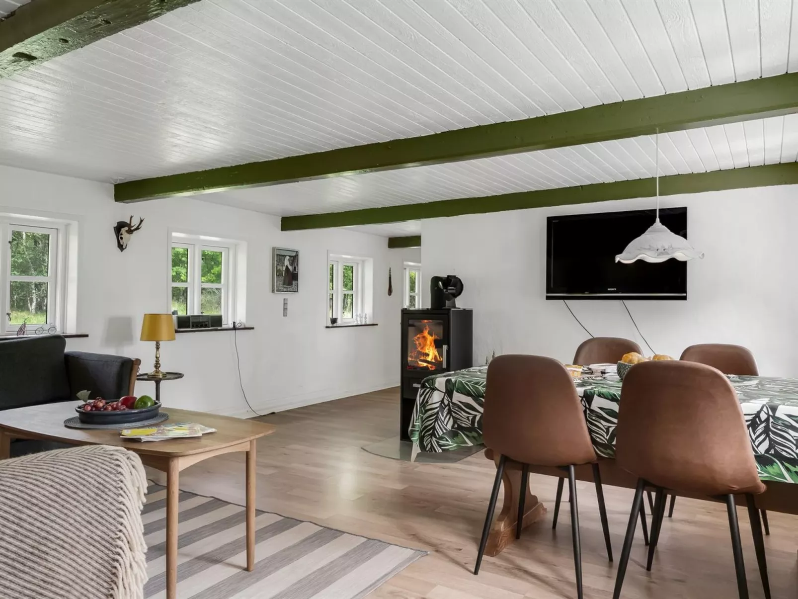 "Aatos" - 2km from the sea-Inside