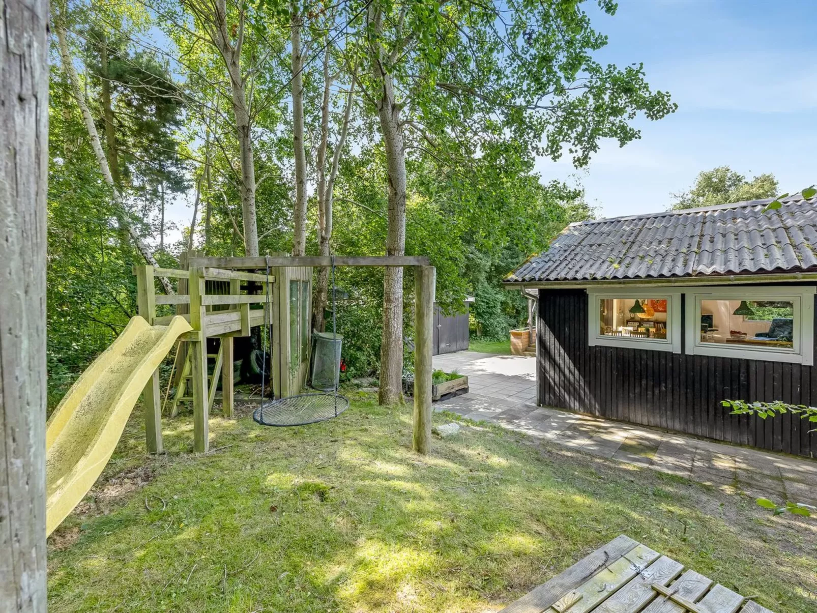 "Eine" -  from the sea-Outside