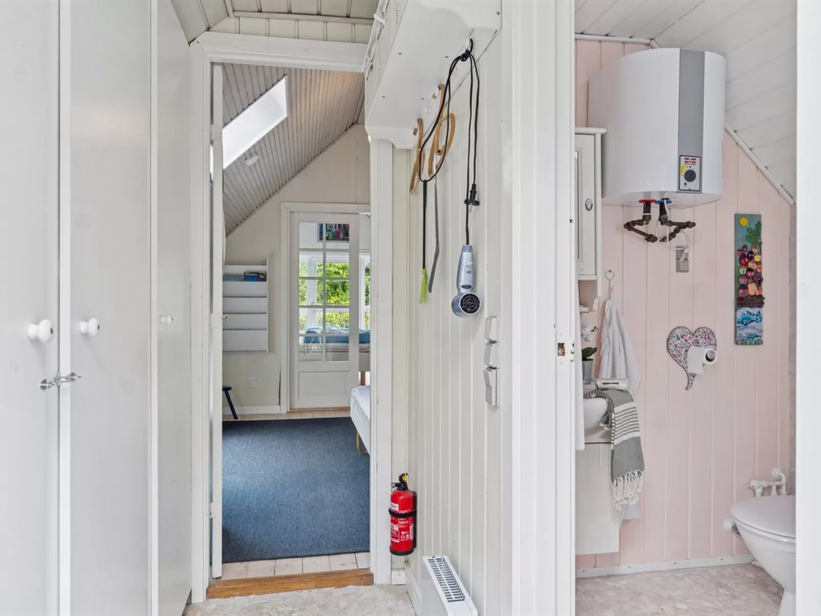 "Helfrida" - 925m from the sea-Inside