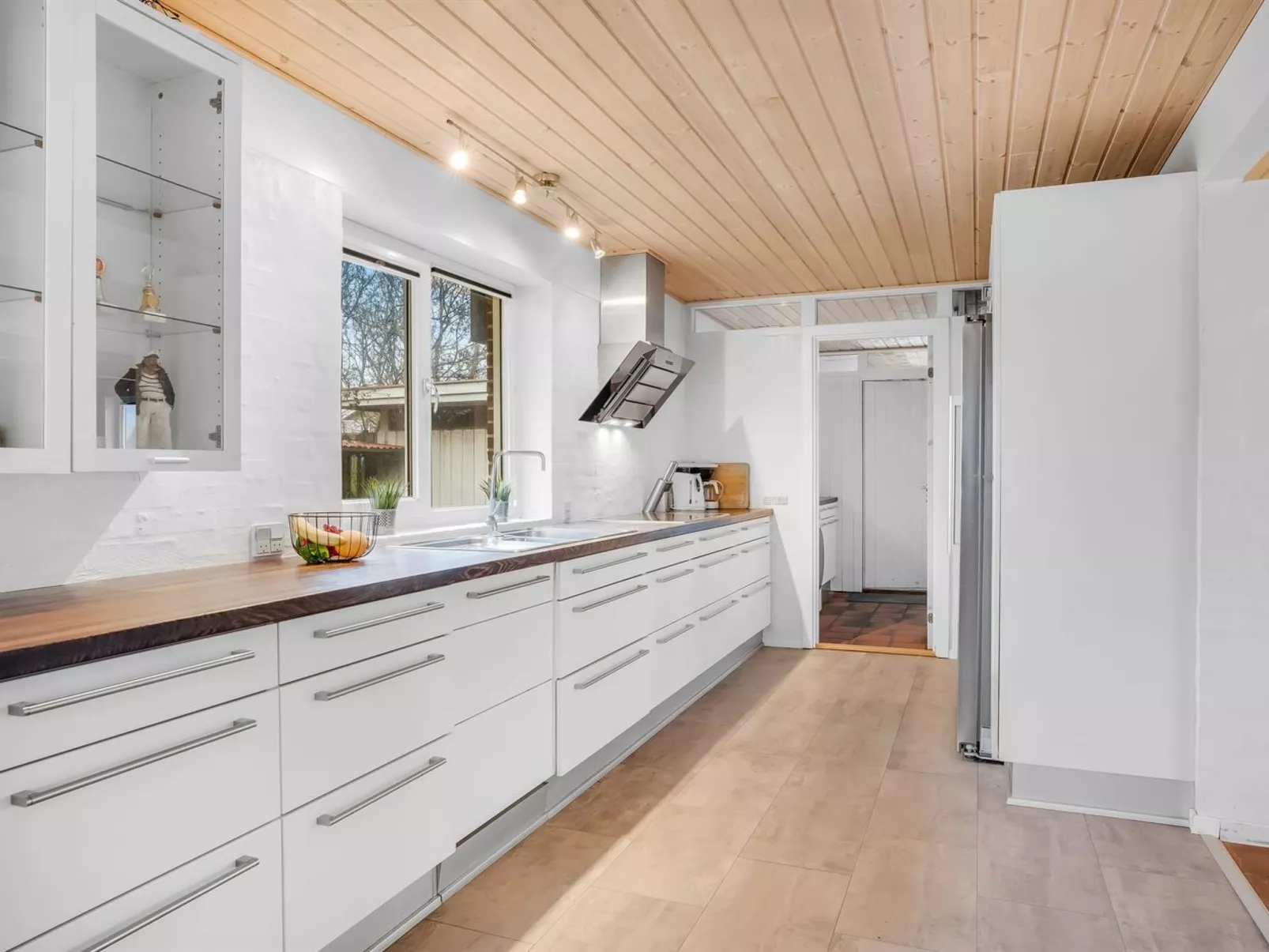 "Withulf" - 500m to the fjord-Drinnen