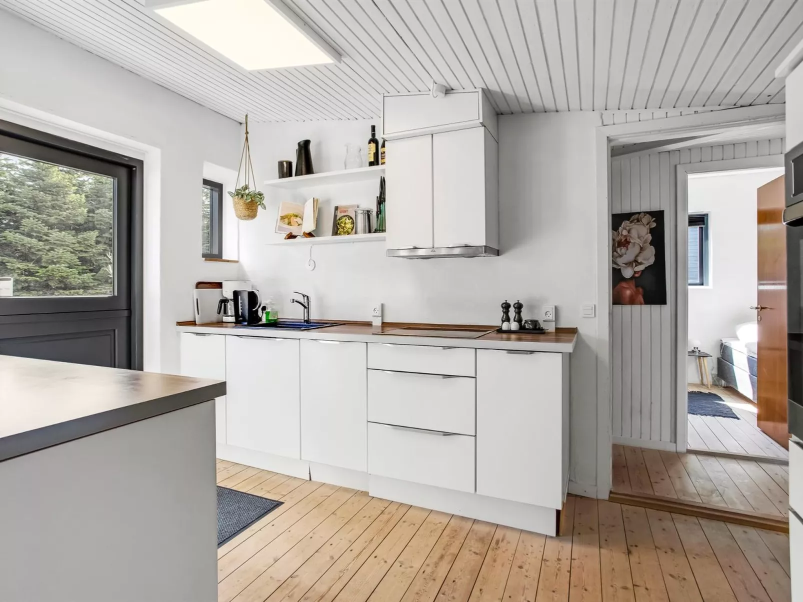 "Anabel" - 600m from the sea-Drinnen