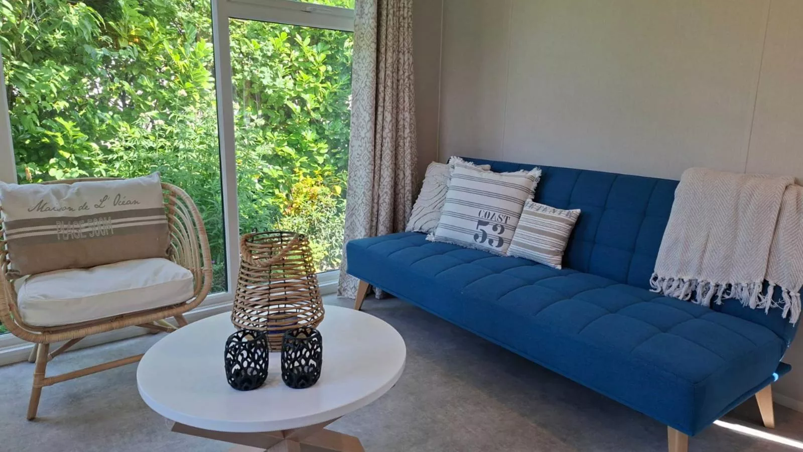 Sunseeker-Living room