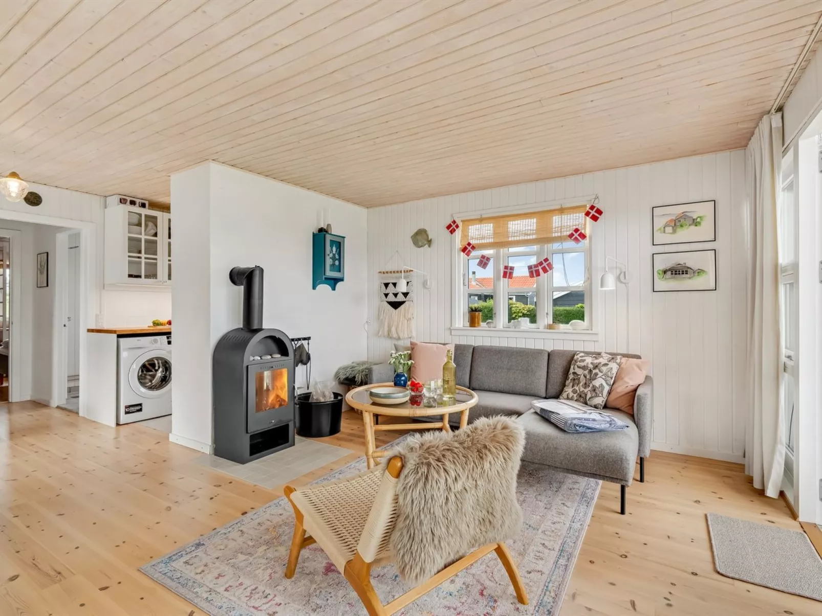 "Dragan" - 50m from the sea-Drinnen