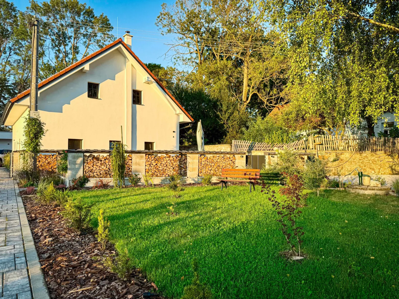 Party & Friends Villa-Draußen