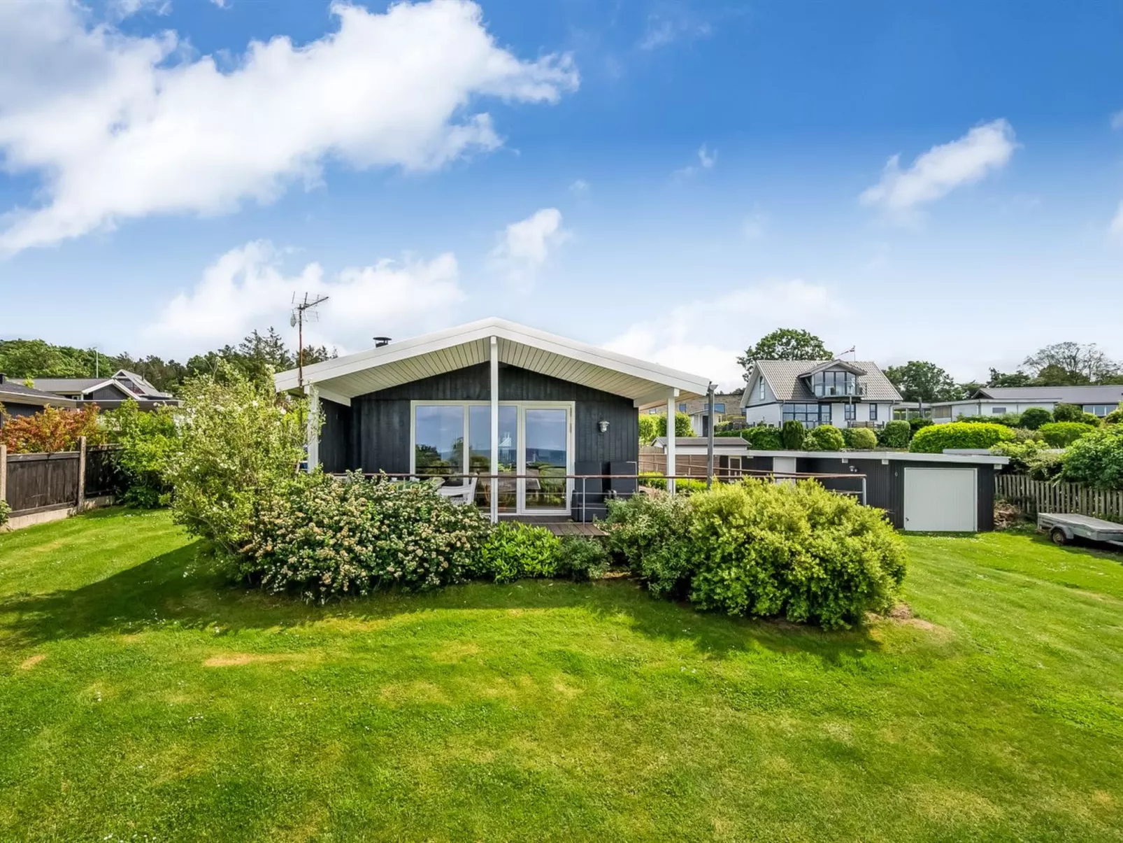 "Akira" - 250m from the sea-Dehors