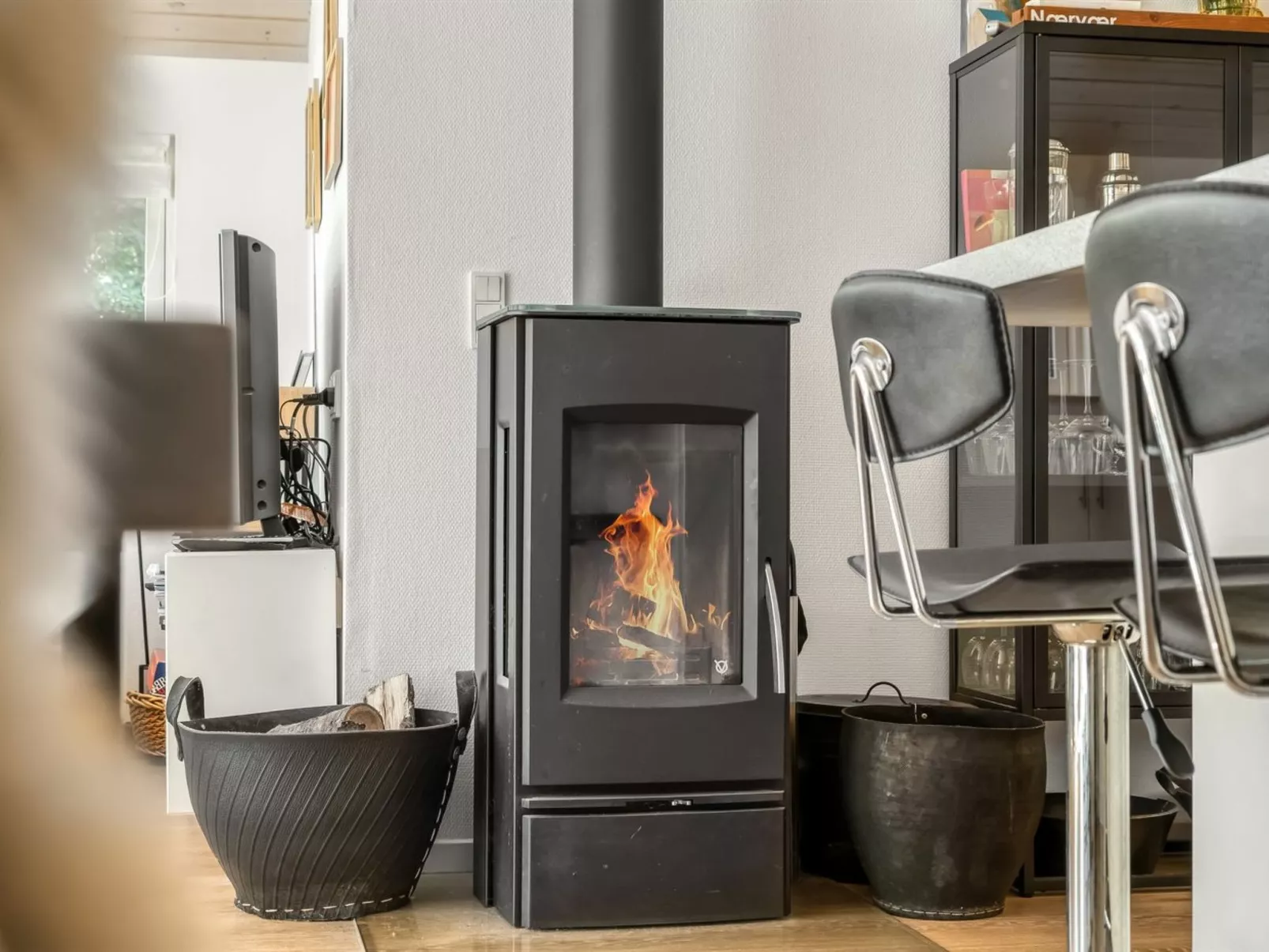 "Swarthofthi" - 340m to the fjord-Dedans