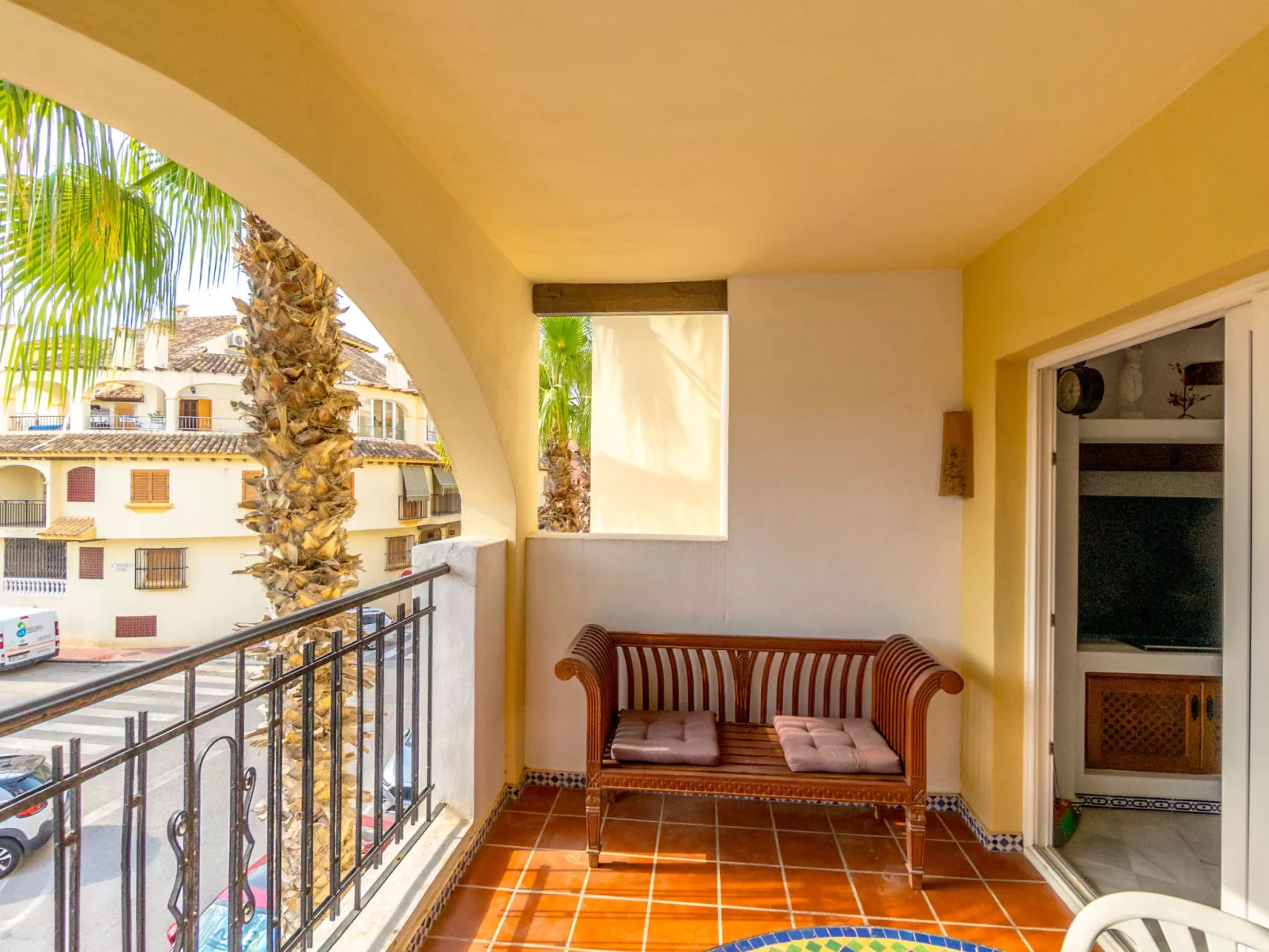 Aldea del Mar-Dedans