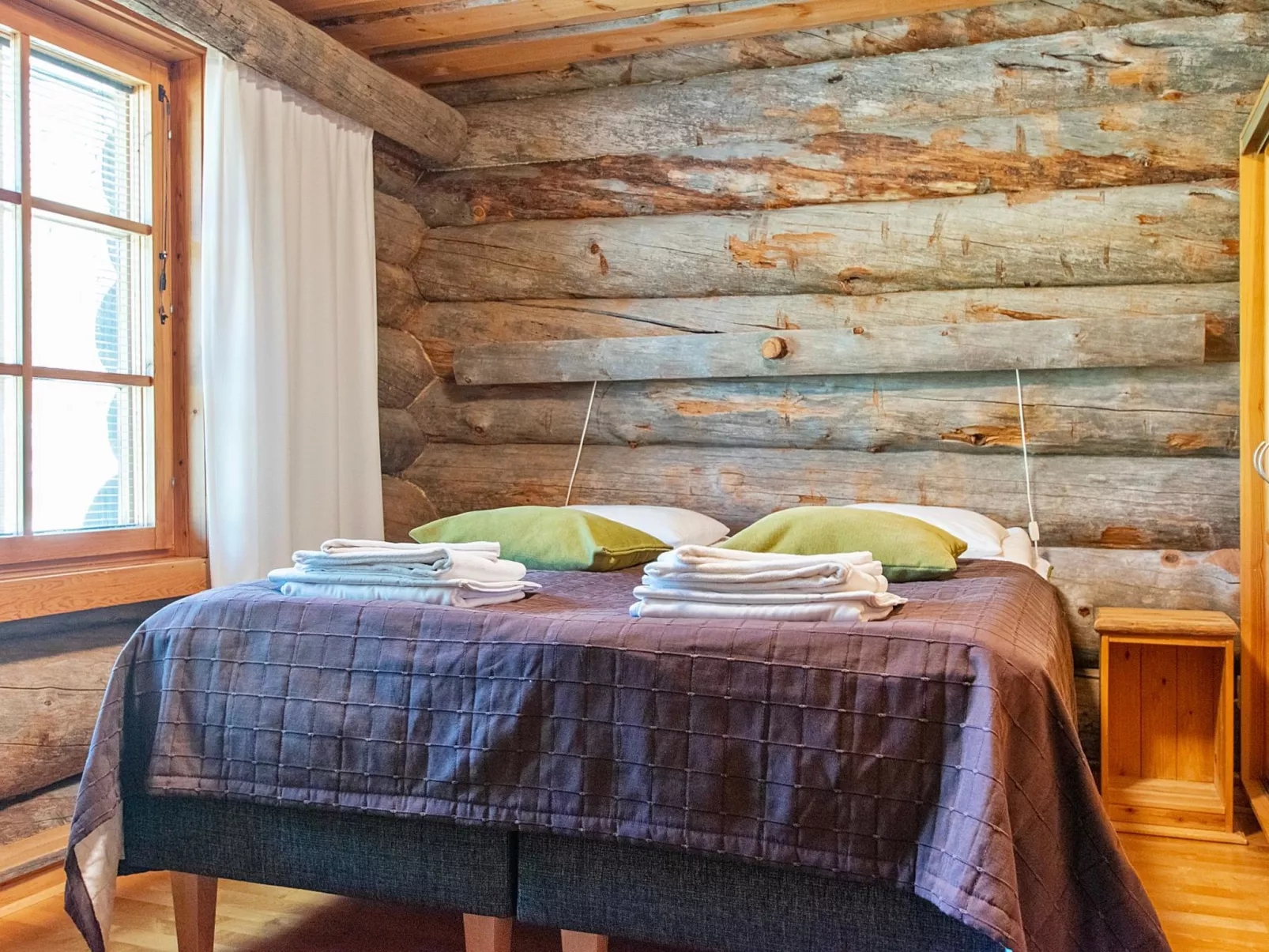 Sokosti - puilakka 4-Drinnen