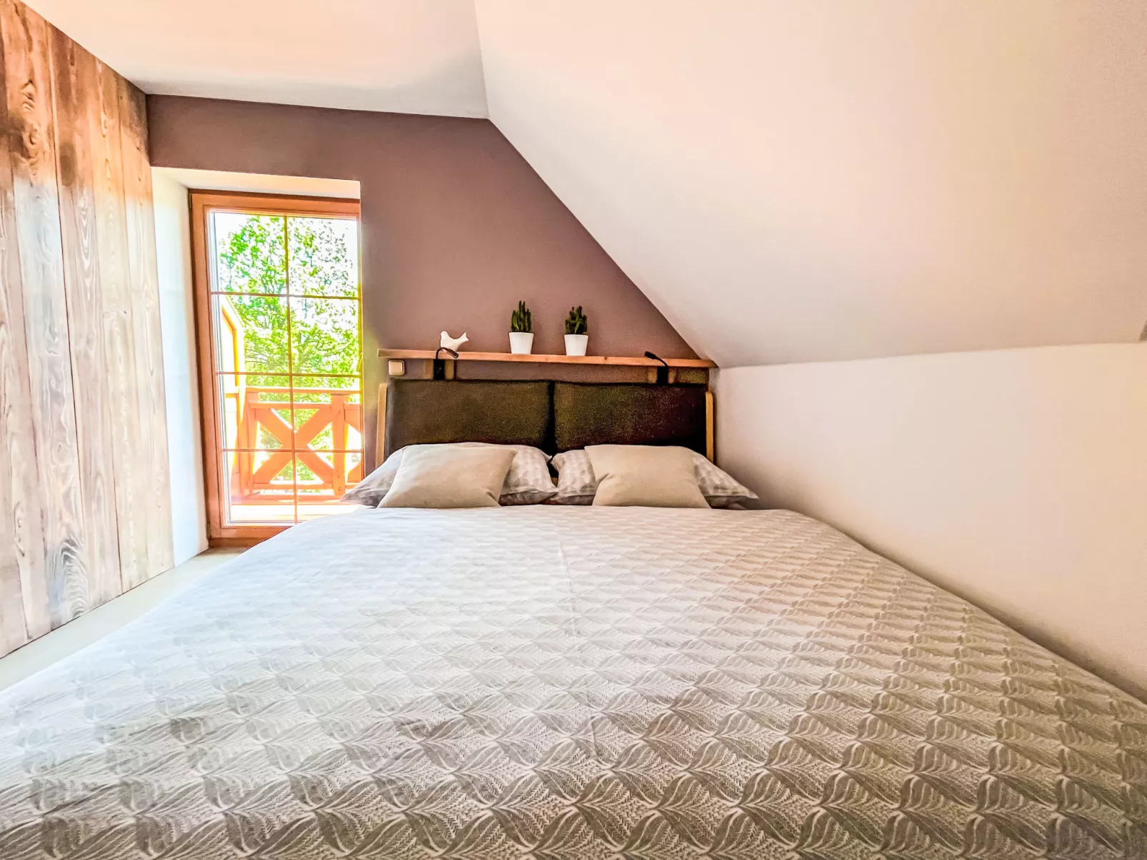 Sachrův Kopec-Dedans