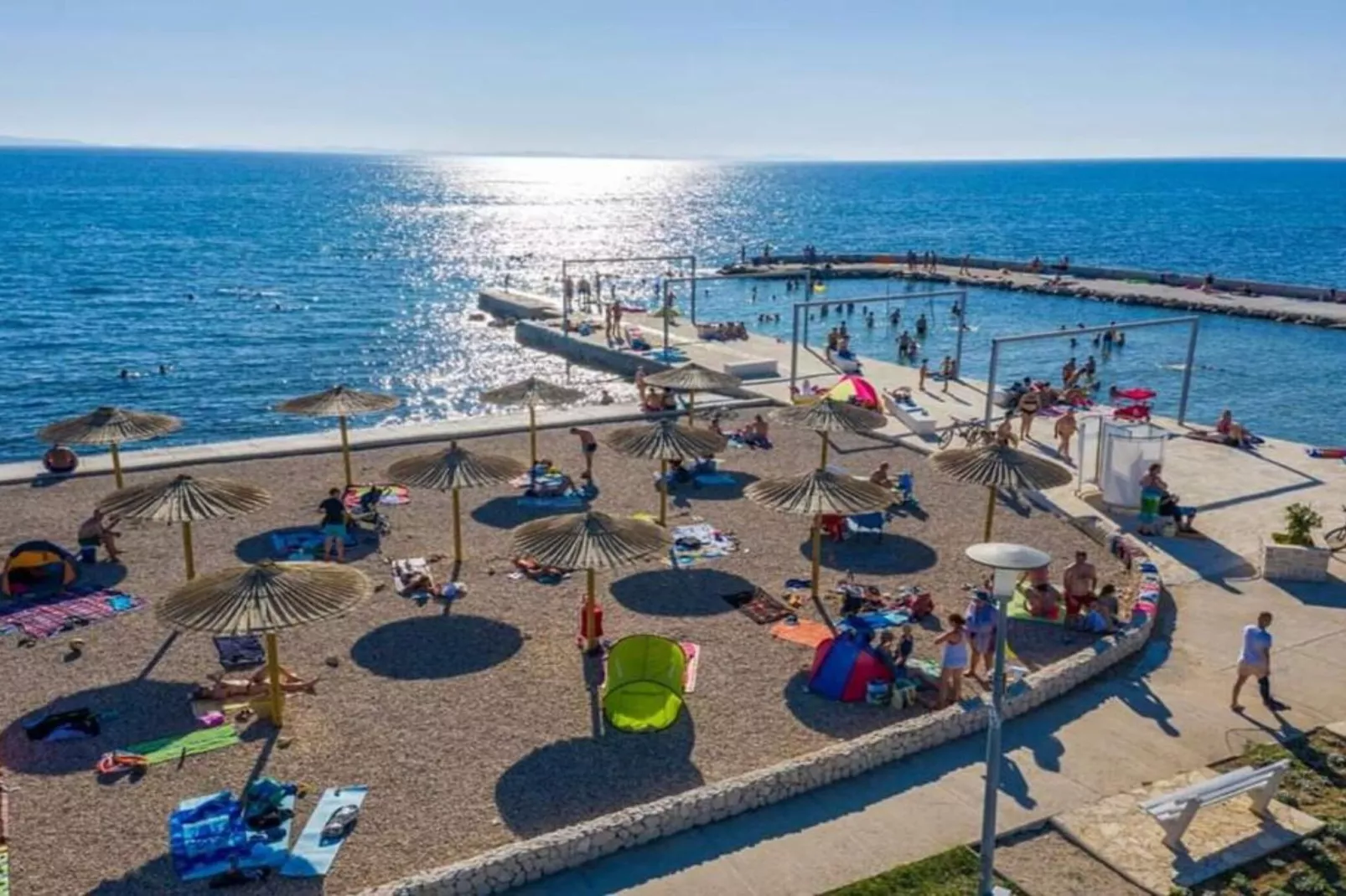 Two Bedroom Apartment With Private Pool-Ambiance