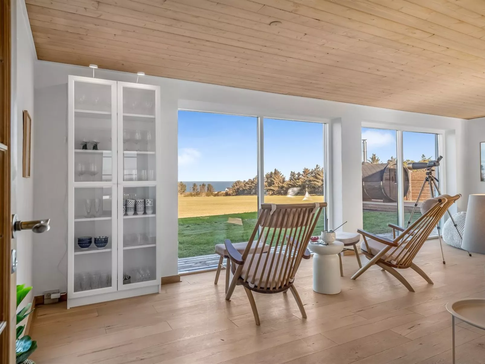 "Elida" - 400m from the sea-Inside