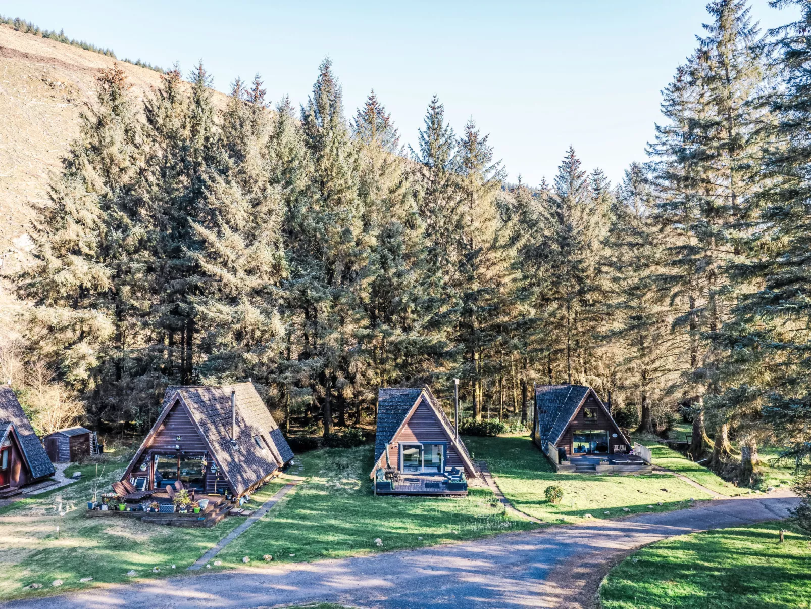 Pine Needle Lodge-Dehors