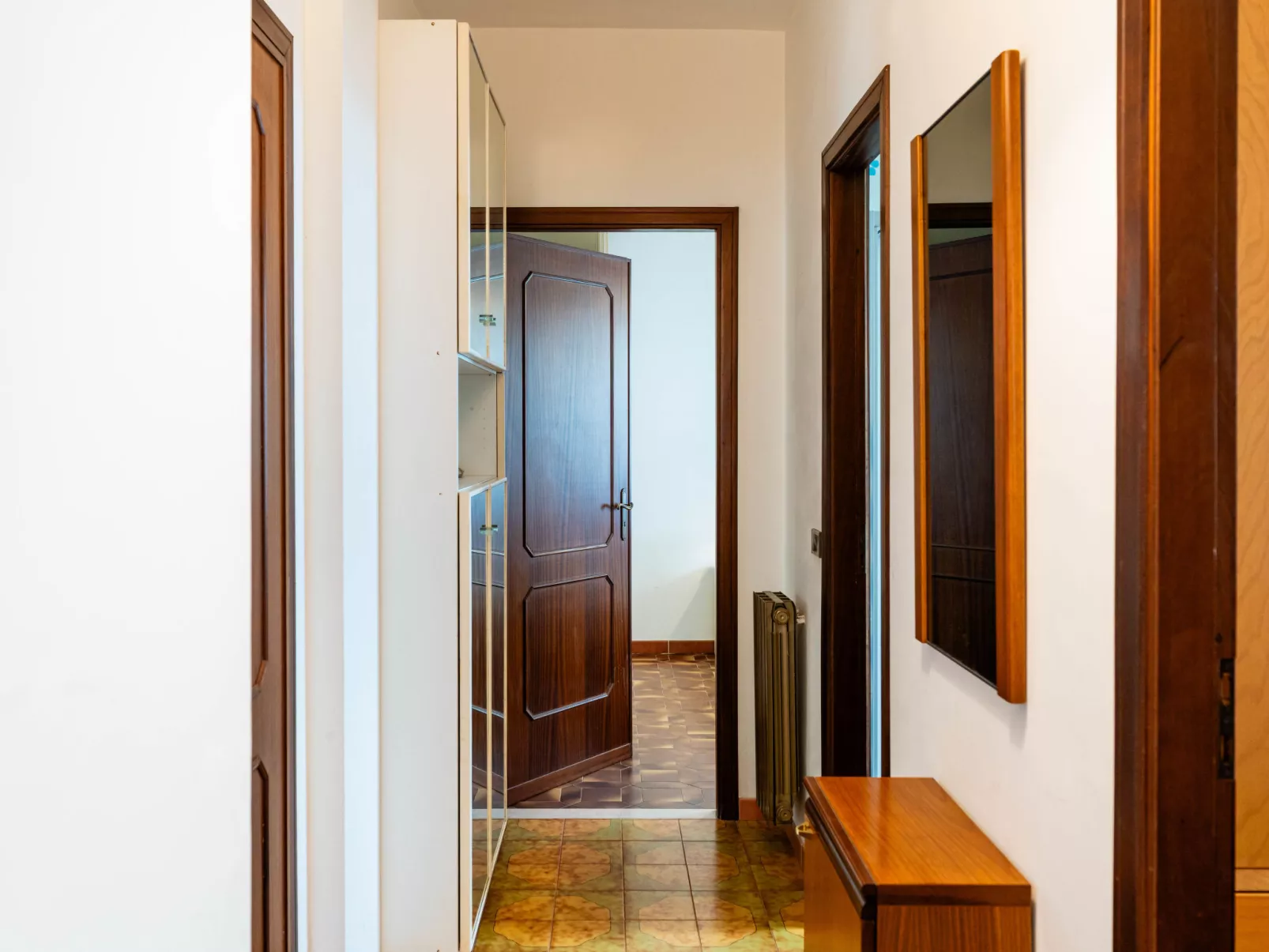 Due passi dal mare-Drinnen