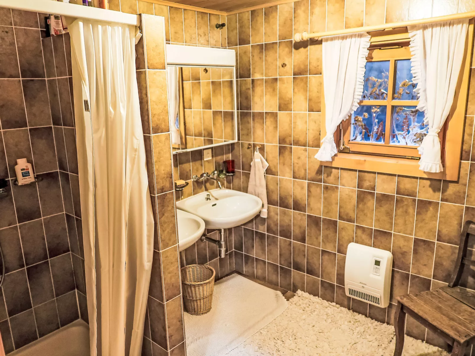 Rodas Soura 5-Drinnen