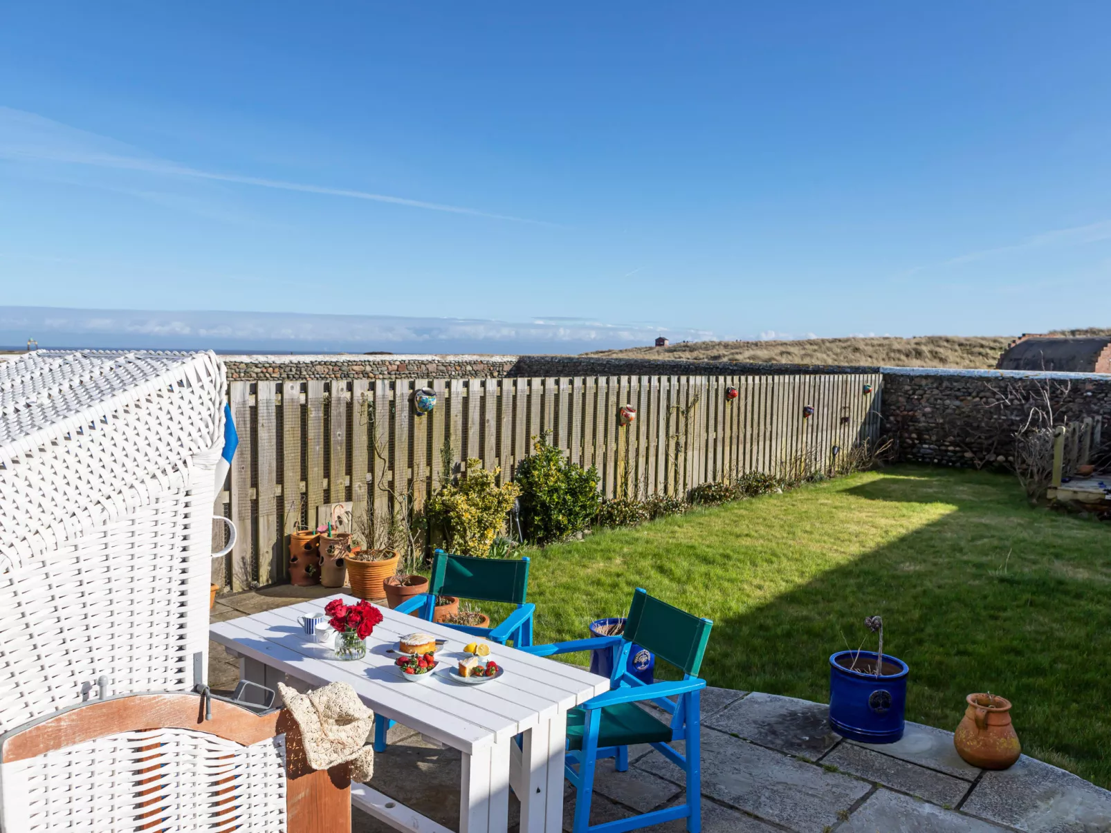 Walney Island Lighthouse-Outside