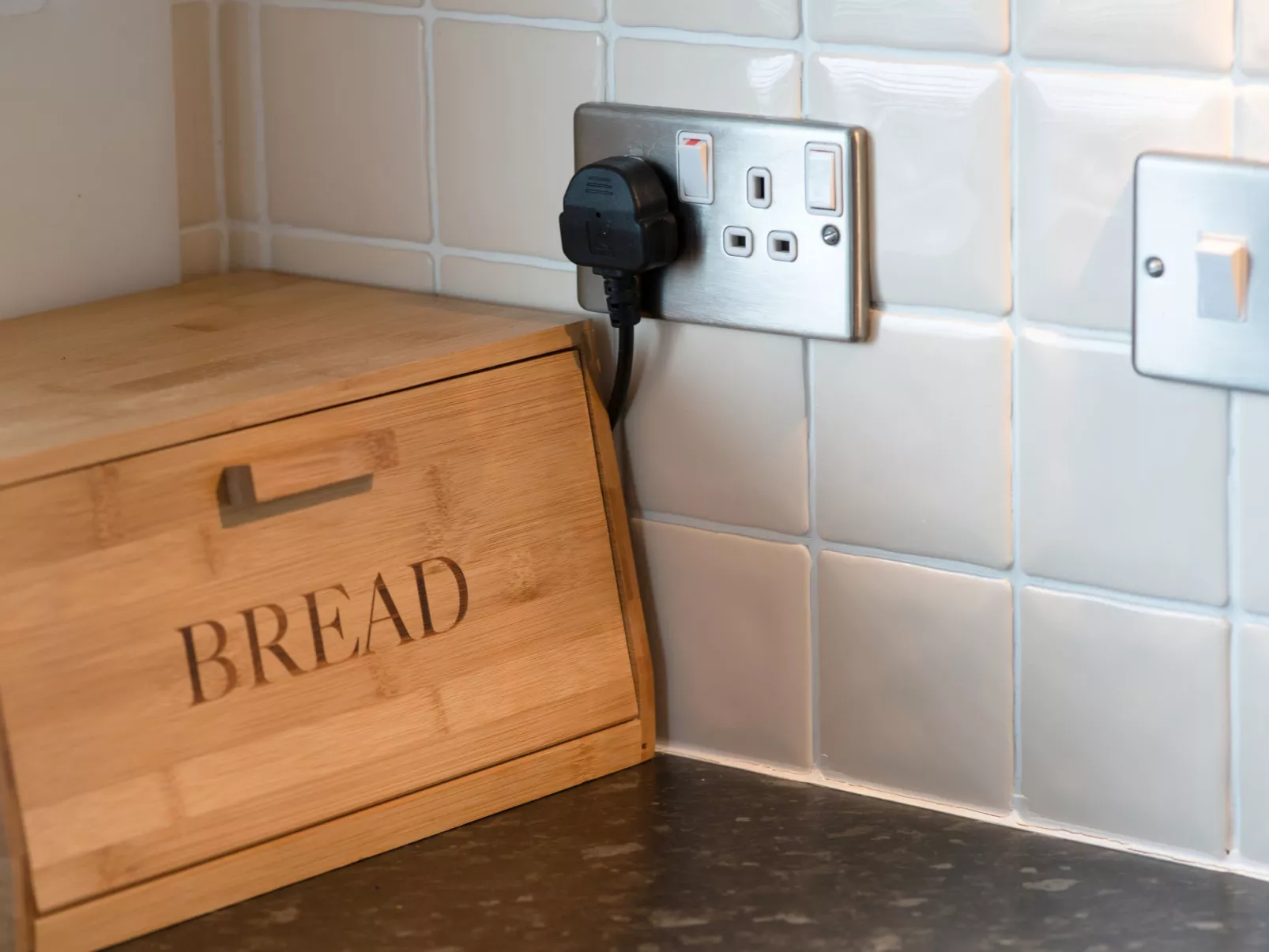 Whitsand Bay Lodge-Draußen