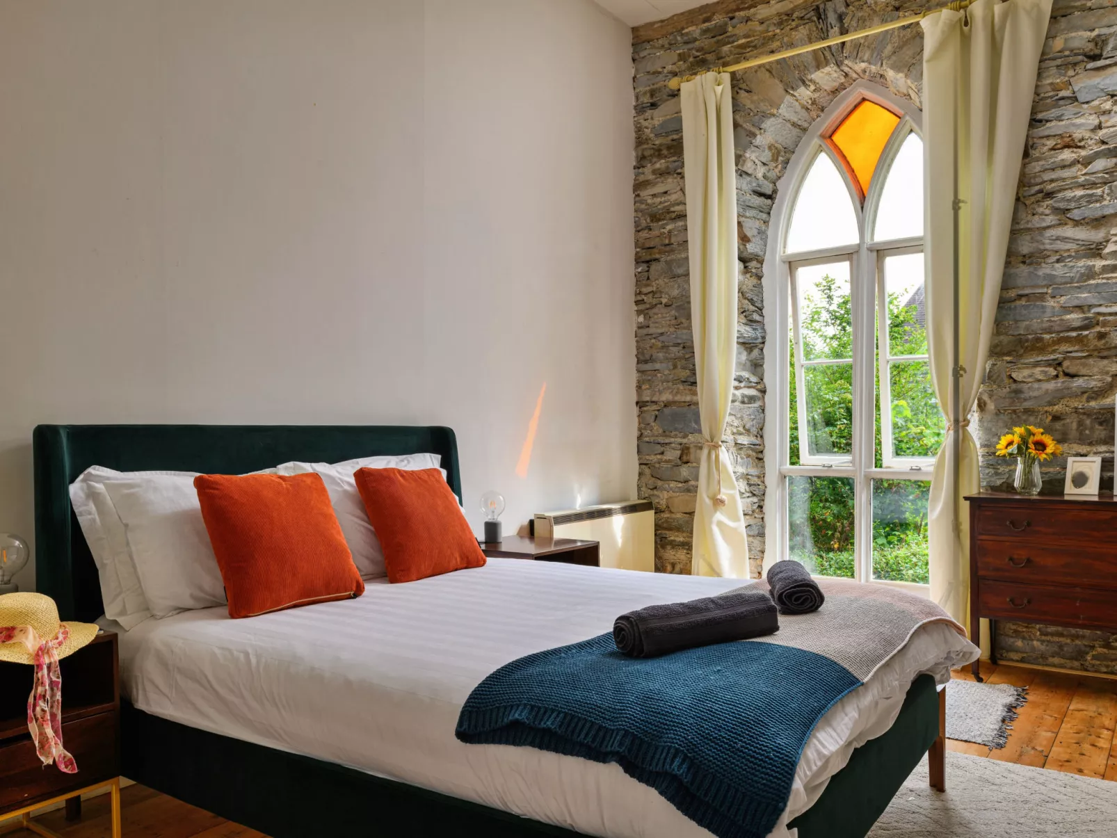 The Old Wesleyan Chapel-Dedans