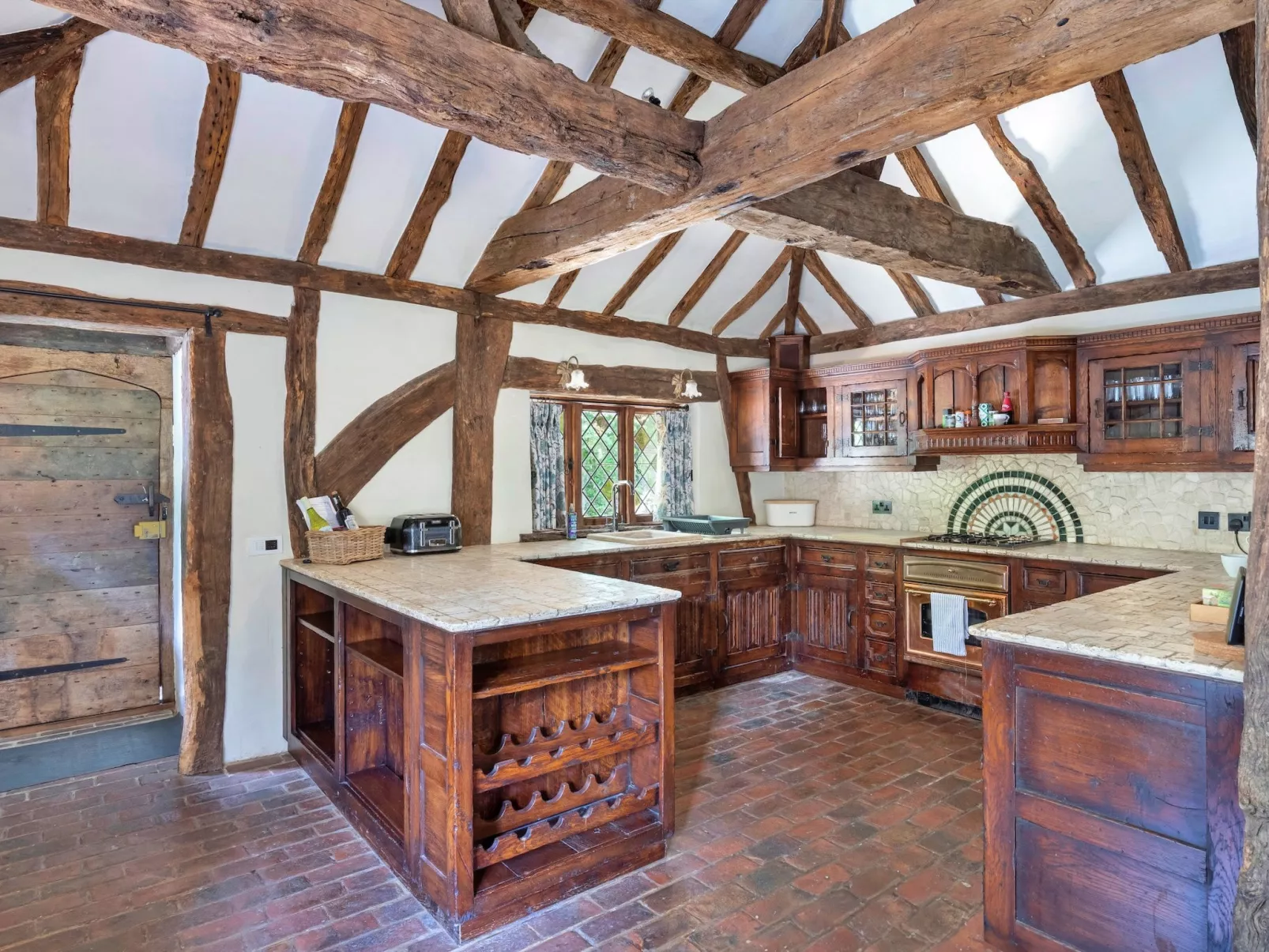 Sandhill Cottage with Hot Tub-Inside