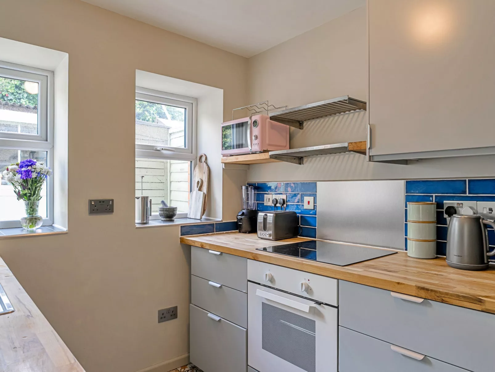 Castle House at Penzance-Drinnen