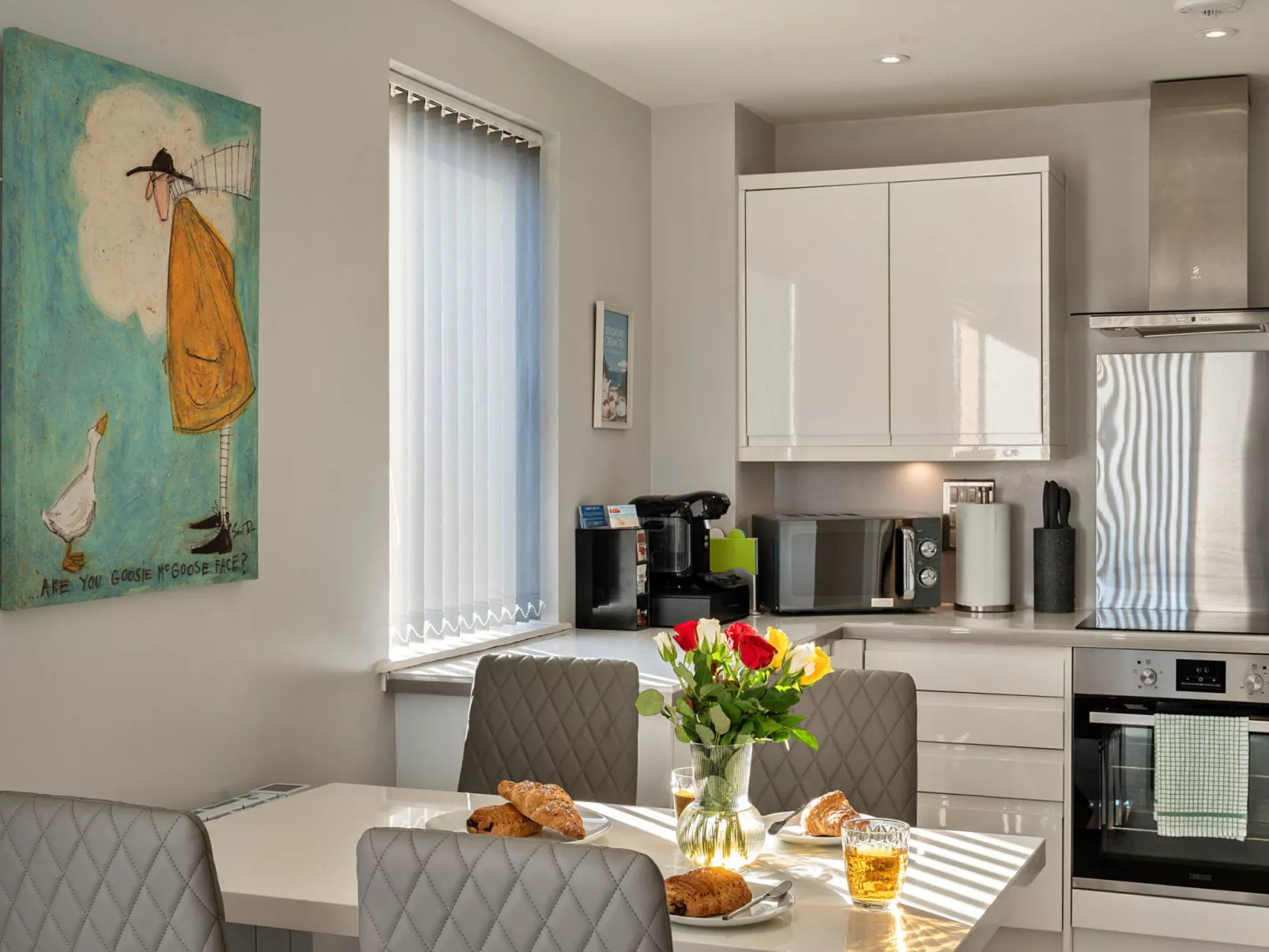 Number 10, Montpellier Apartments-Inside