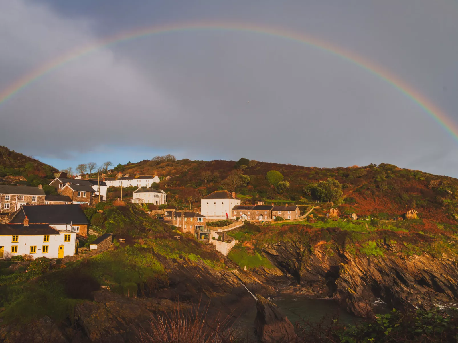 Dingles Cottage-Umgebung