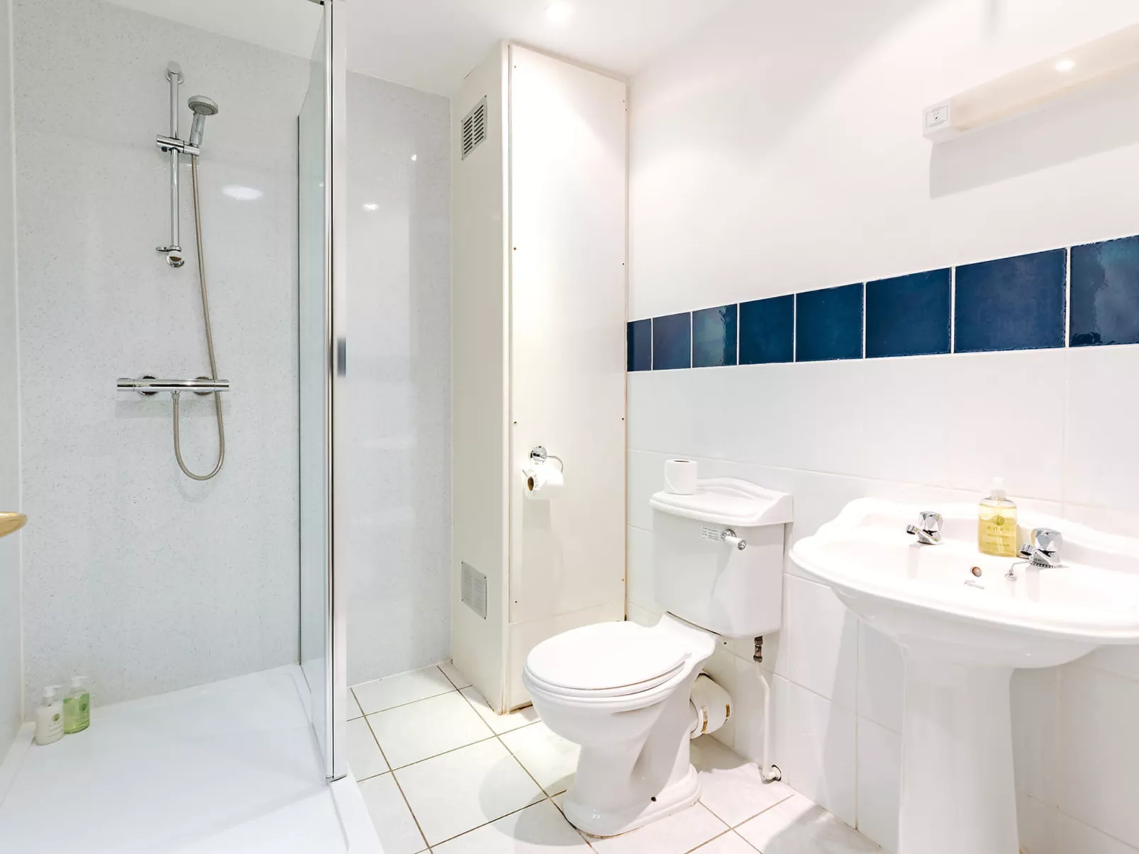 Netley Hall - Thyme-Inside