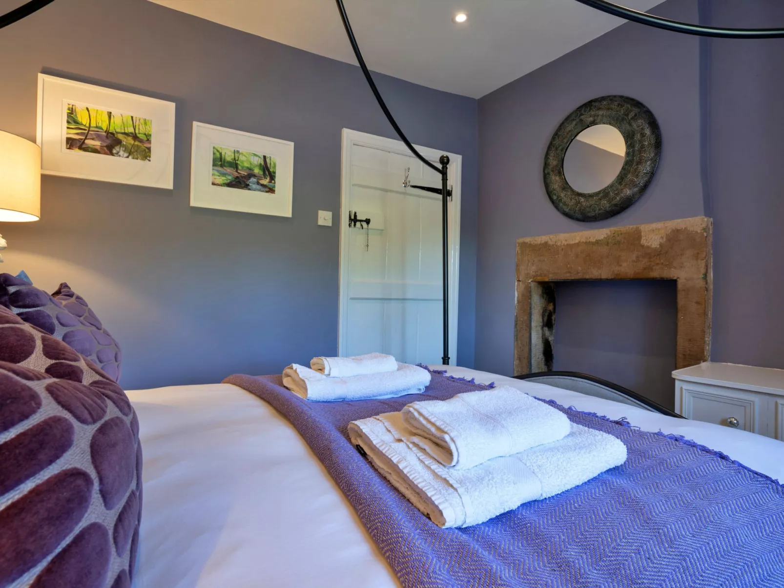 Sisu Bakewell, Limestones Cottage-Drinnen