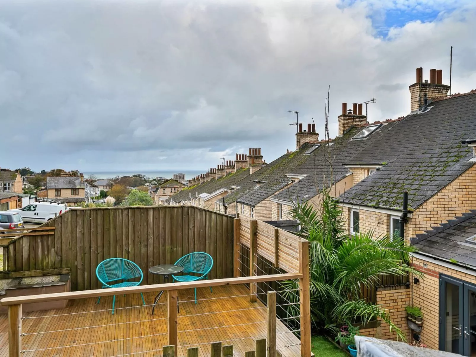 The Lamb Park Lookout-Dehors