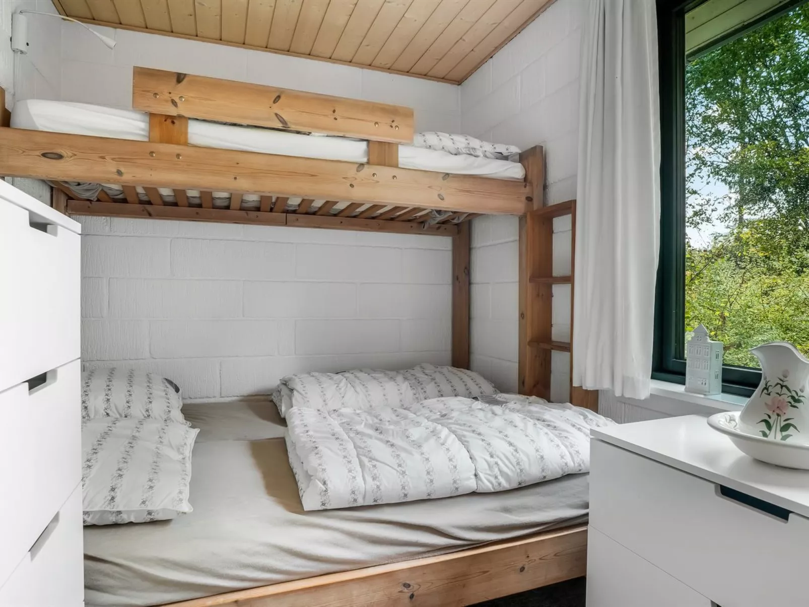 "Velika" - 300m to the fjord-Inside