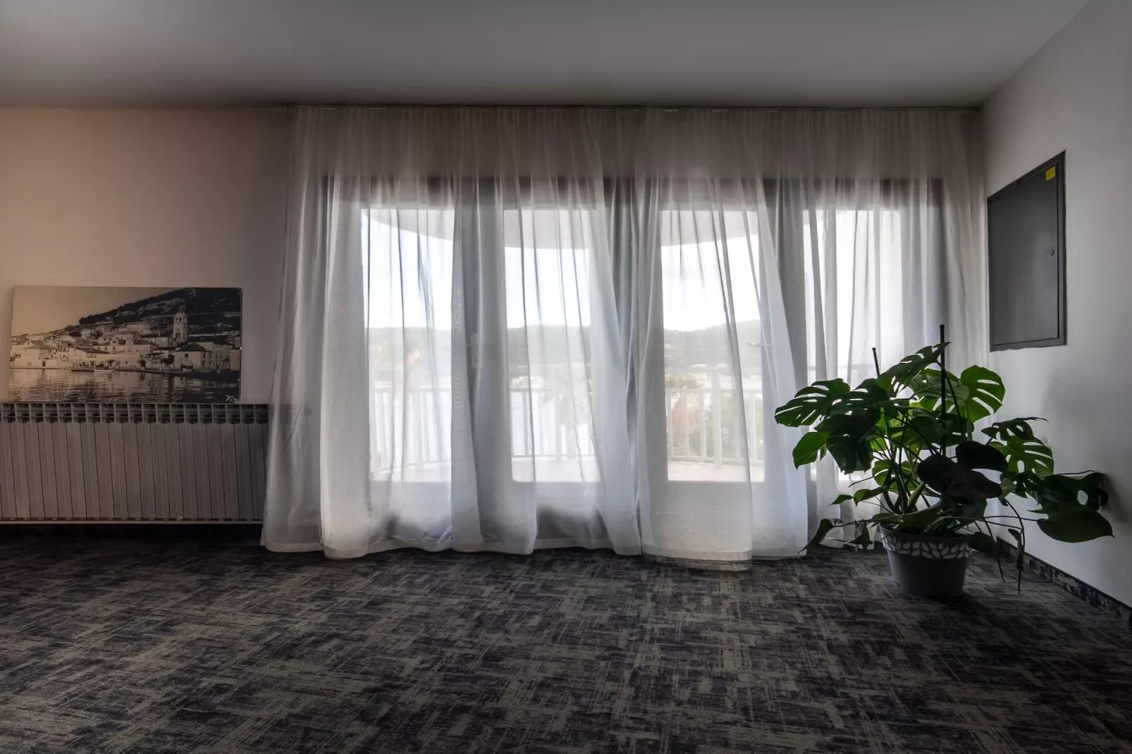 Hotel Issa - Quadruple Room Sea View-Indoor