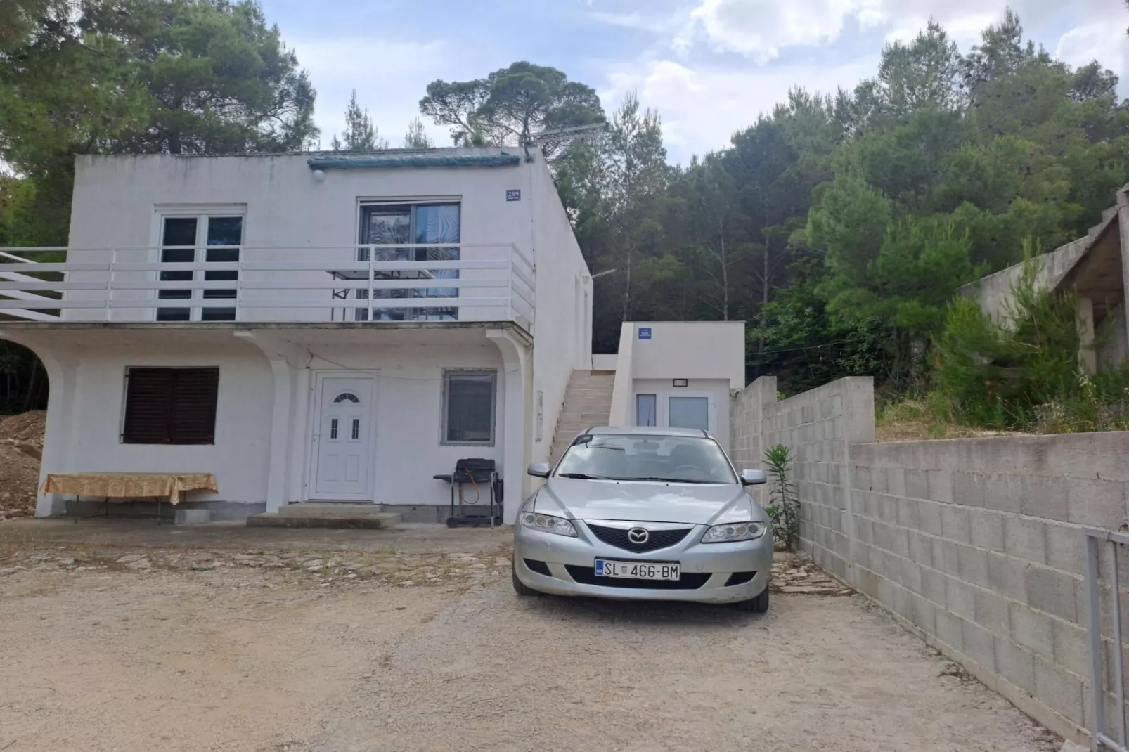 Apartments Boris Donji Karin - One Bedroom Apartment (Classic Apartment)-Im Freien