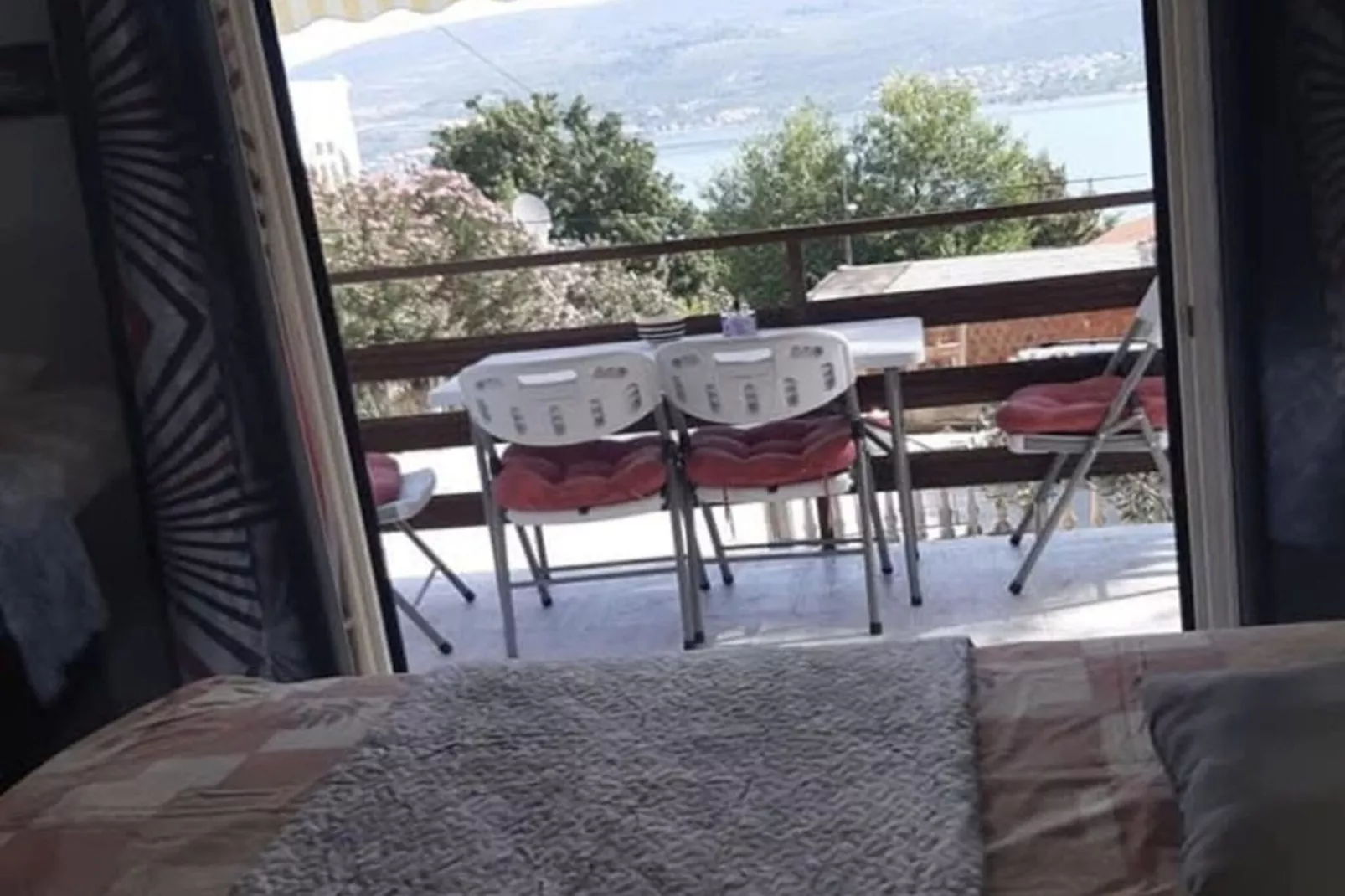 Apartments Boris Donji Karin - One Bedroom Apartment (Deluxe Apartment)-Terrasse / balcon