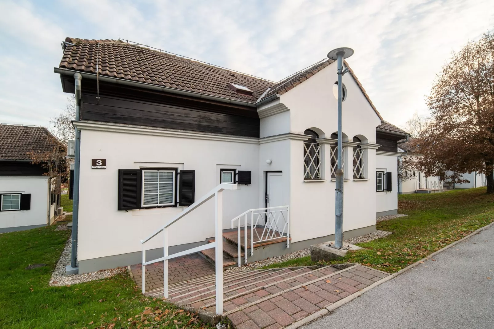 Rustic and Radiant Retreat Apartments with Terrace - Classic One Bedroom Apartment with Terrace (owner app 12)-Outdoor