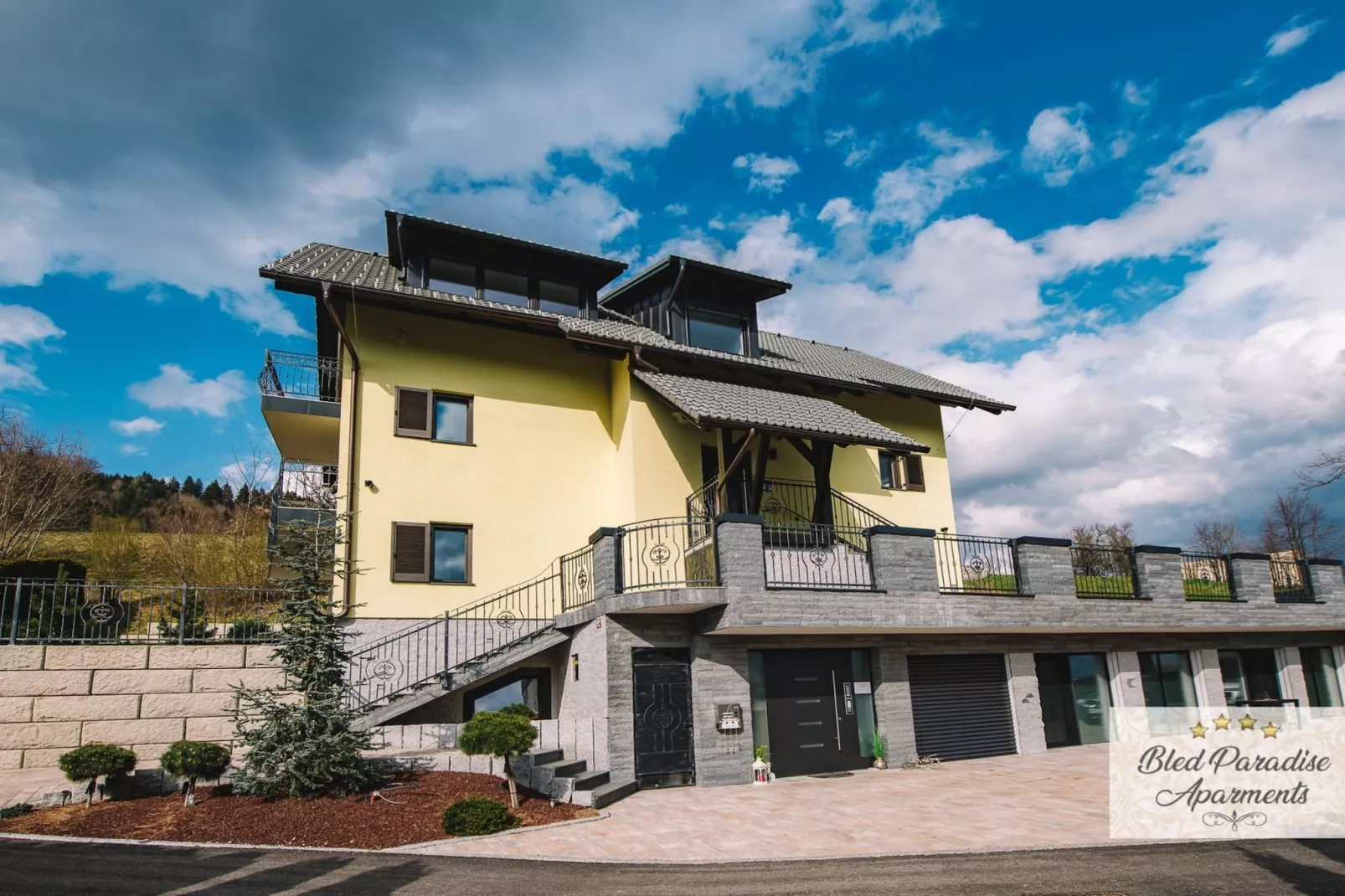 Bled Prestigious and Stylish Apartments - Standard Studio Apartment with Terrace (owner 2)-Outdoor