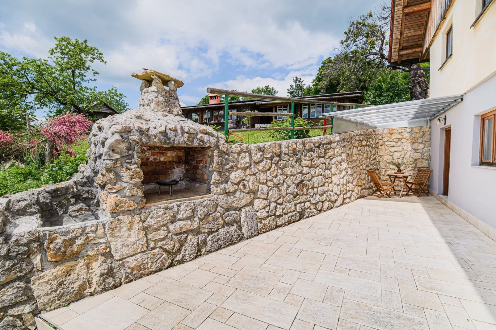 Hidden Authentic Haven Apartments - One Bedroom Apartment with Terrace