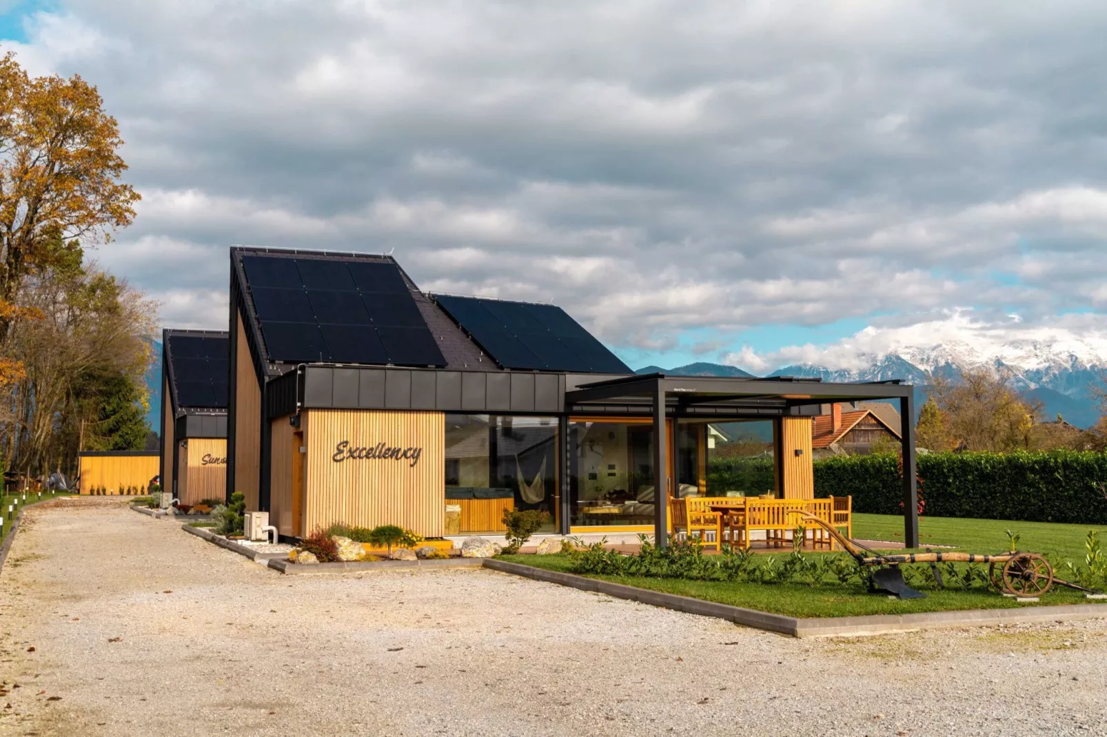 Elegant Warm Bliss Hideaway Escape Lodge - Holiday Home with Hot-Tub and Sauna (owner Excellency)-Extérieur