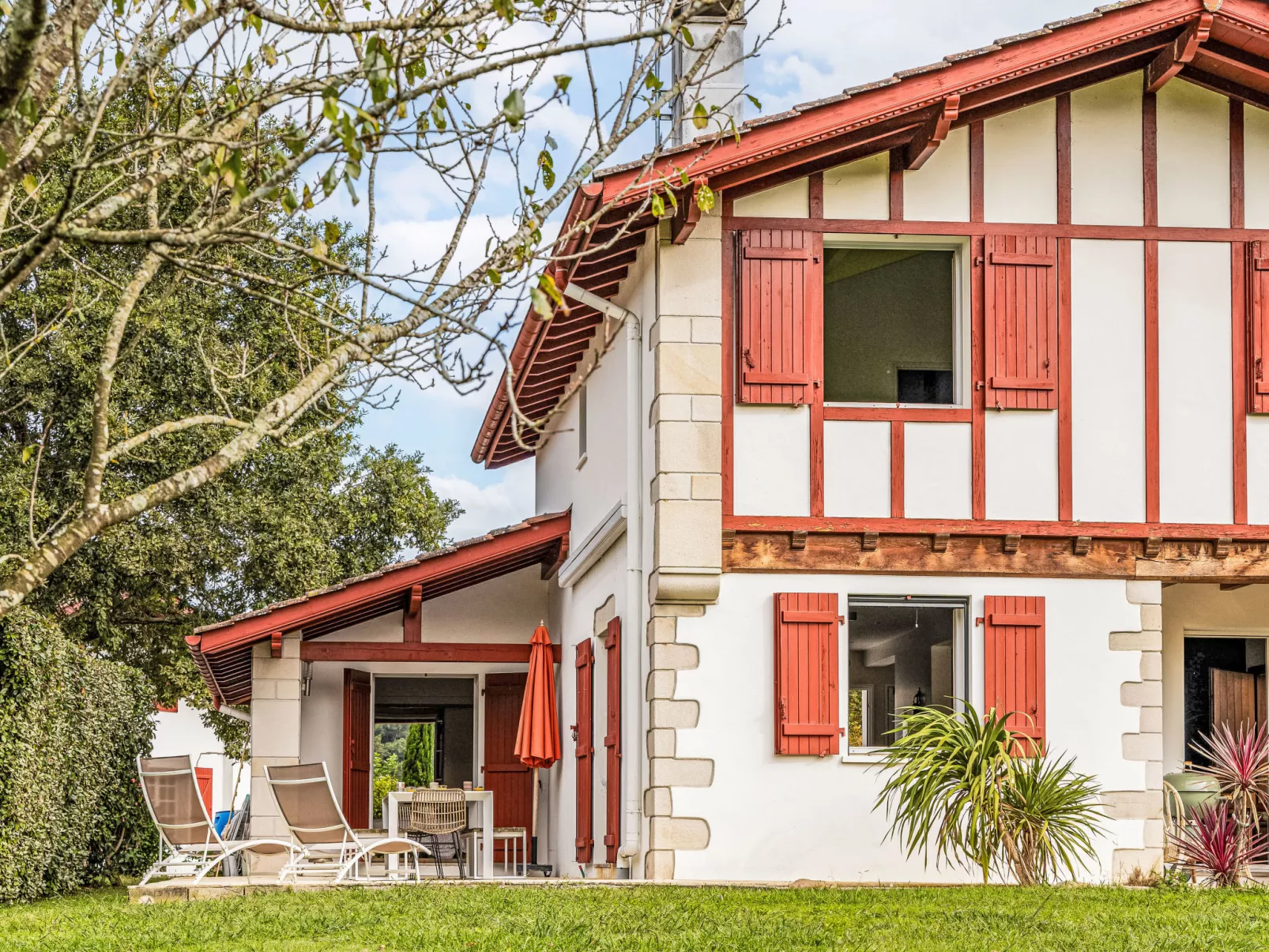 OLHAKO BIDEA-Outside