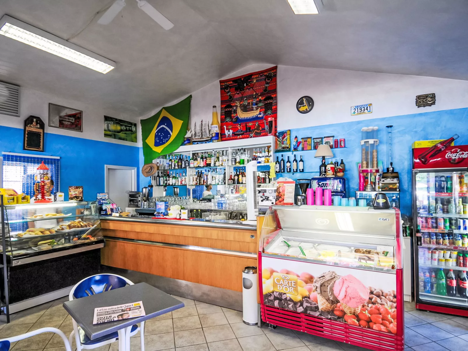 Happy Camp Mobil Homes in Riccione-Drinnen