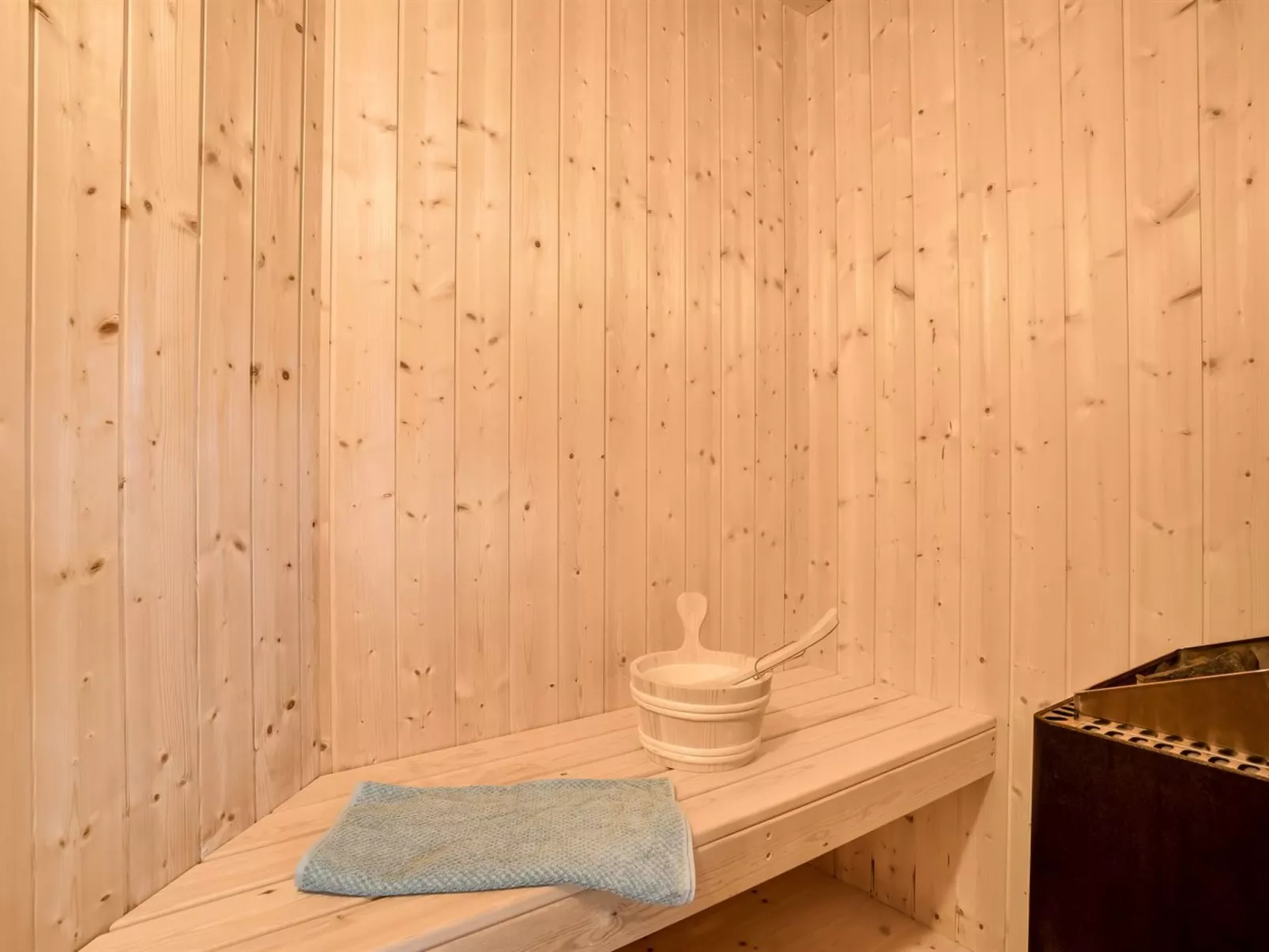 "Bruse" - 200m from the sea-Drinnen