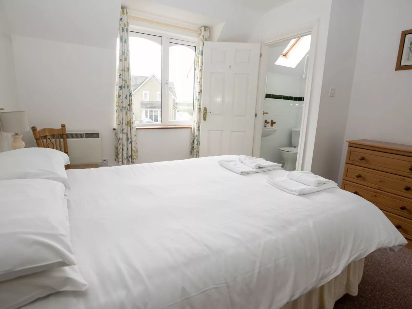 Moore Bay(TR4) HH No 14A-Dedans