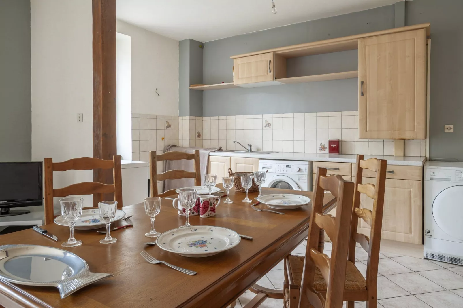 Komfortables Apartment in Belfort mit Terrasse-Esszimmer